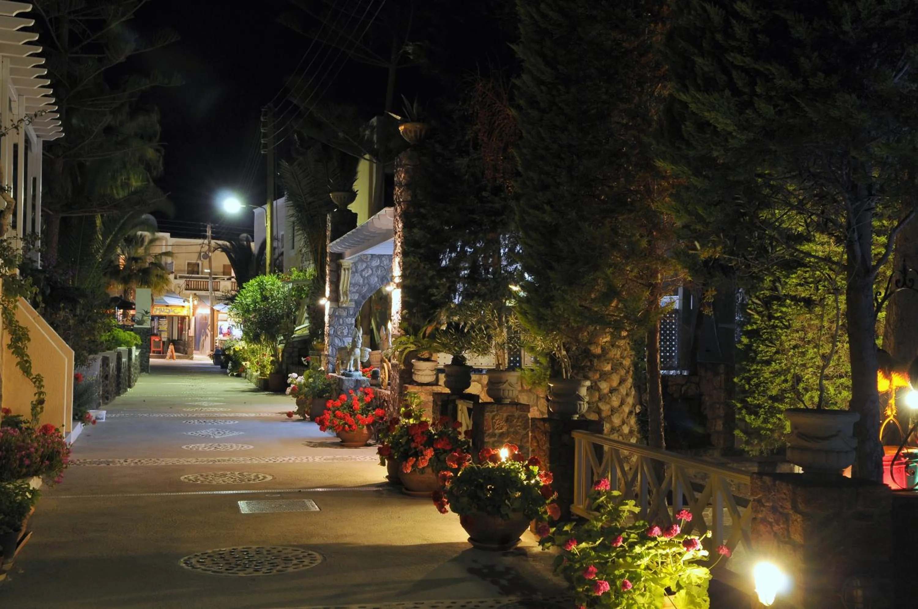 Night in Polydefkis Hotel