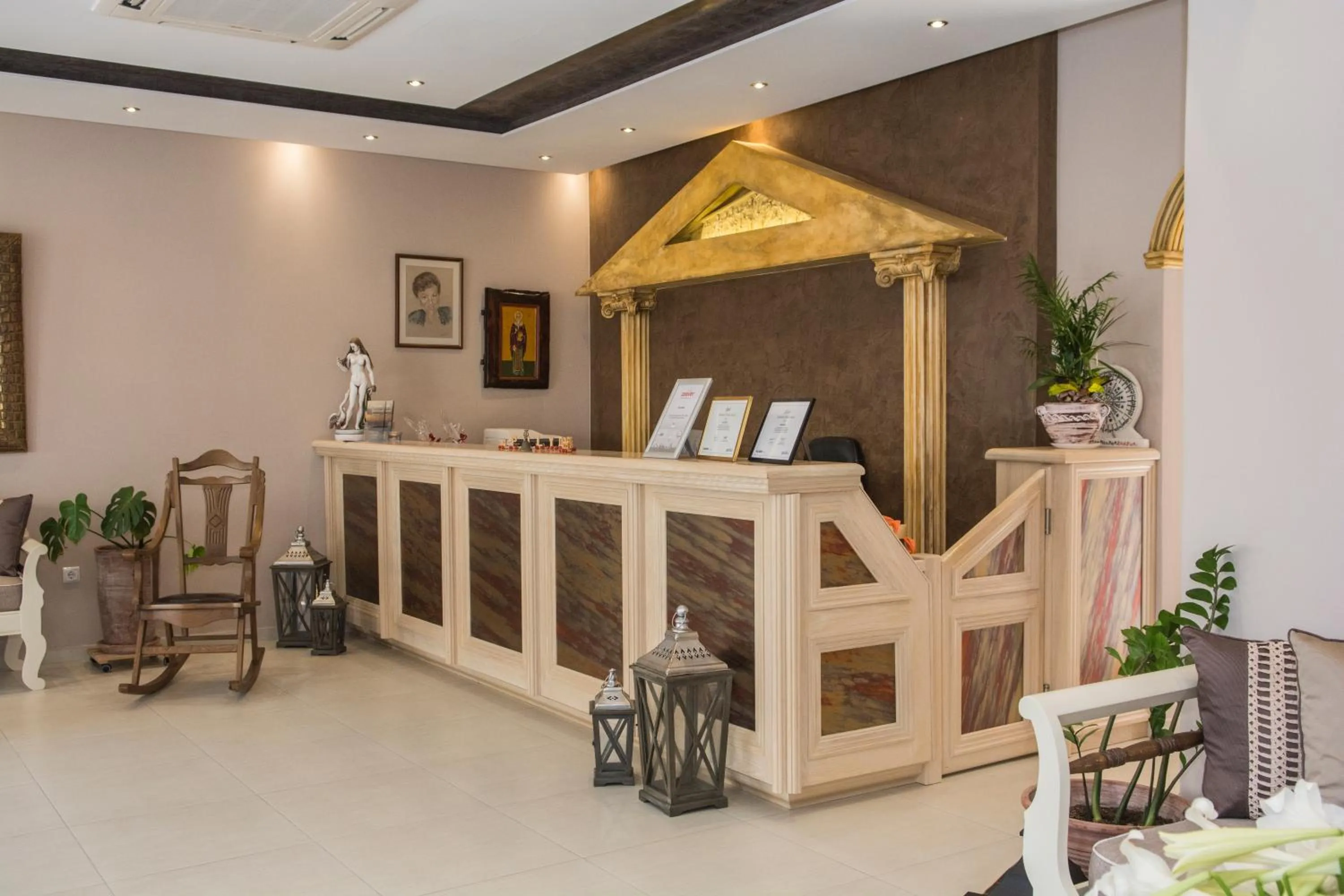 Lobby or reception in Polydefkis Hotel