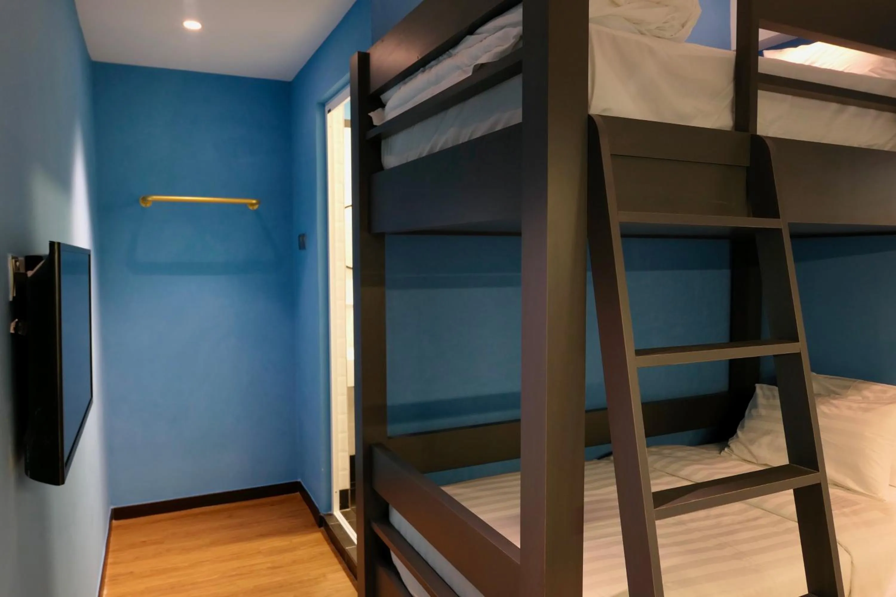 Bedroom in Le Embassy Hotel Georgetown