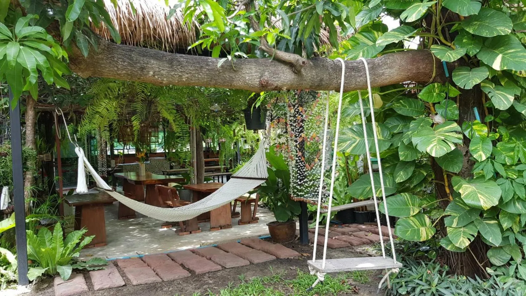 Spring in The Park Ayutthaya Resort And Spa