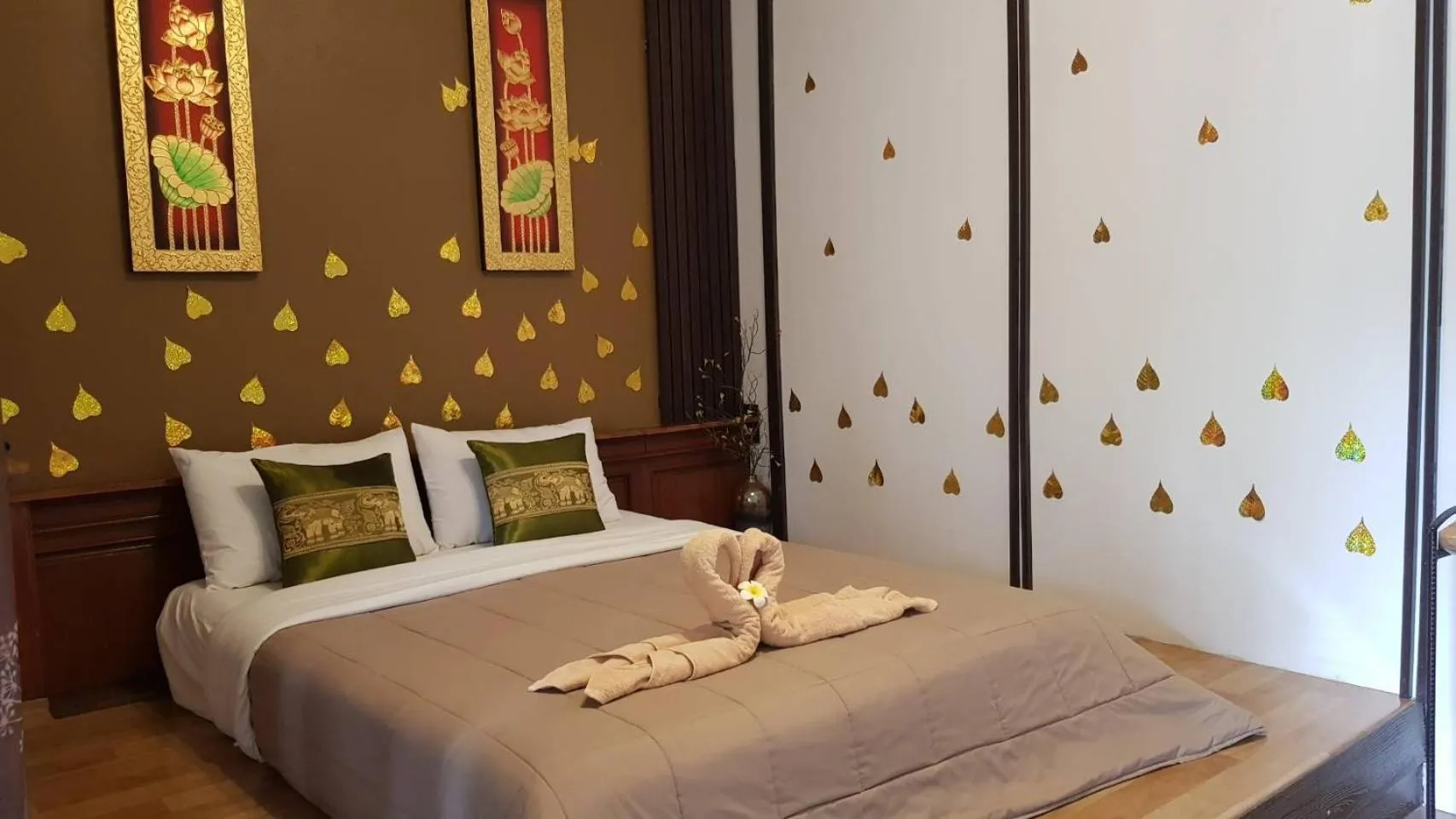 Bed in The Park Ayutthaya Resort And Spa