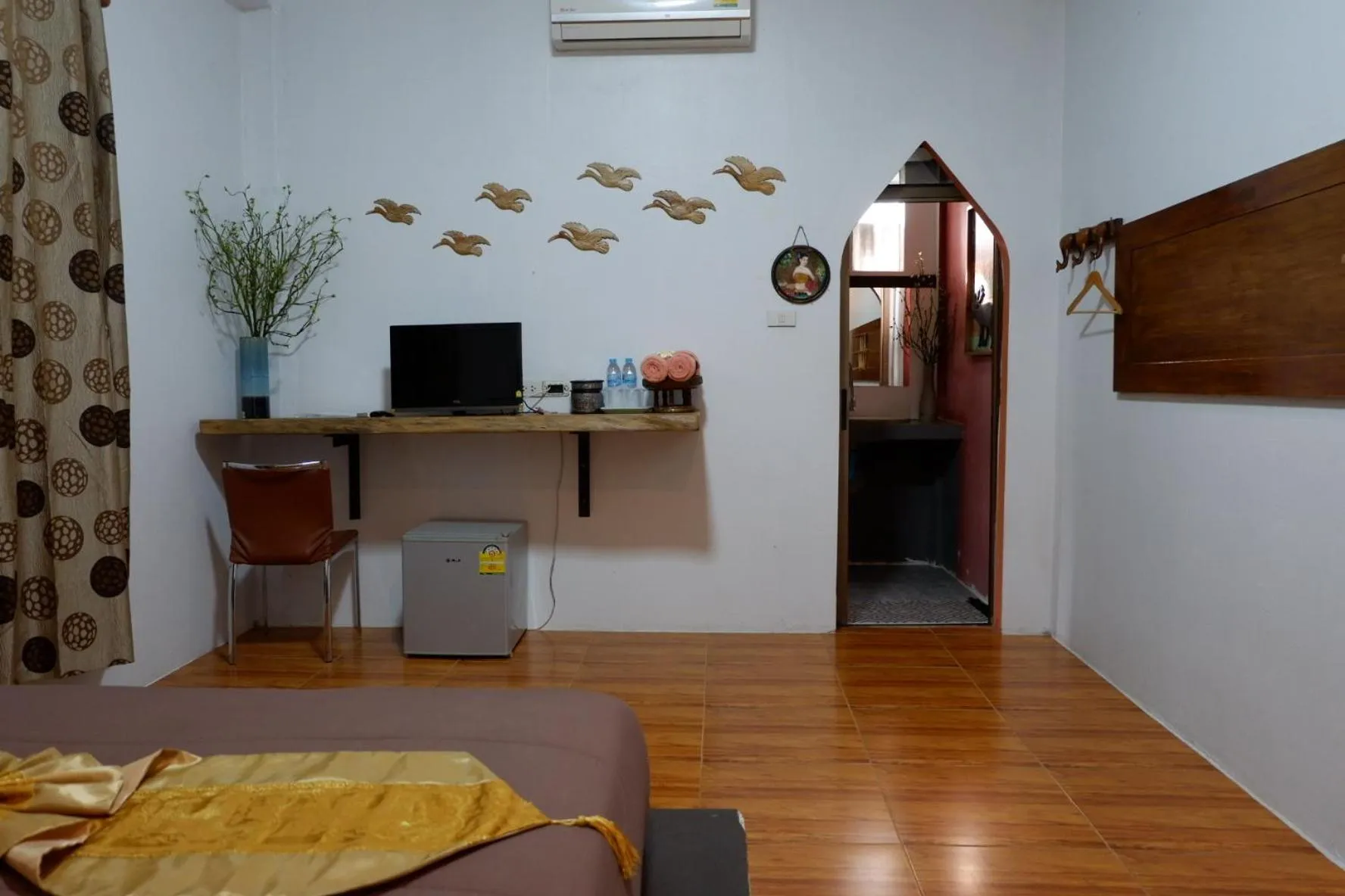 TV and multimedia in The Park Ayutthaya Resort And Spa