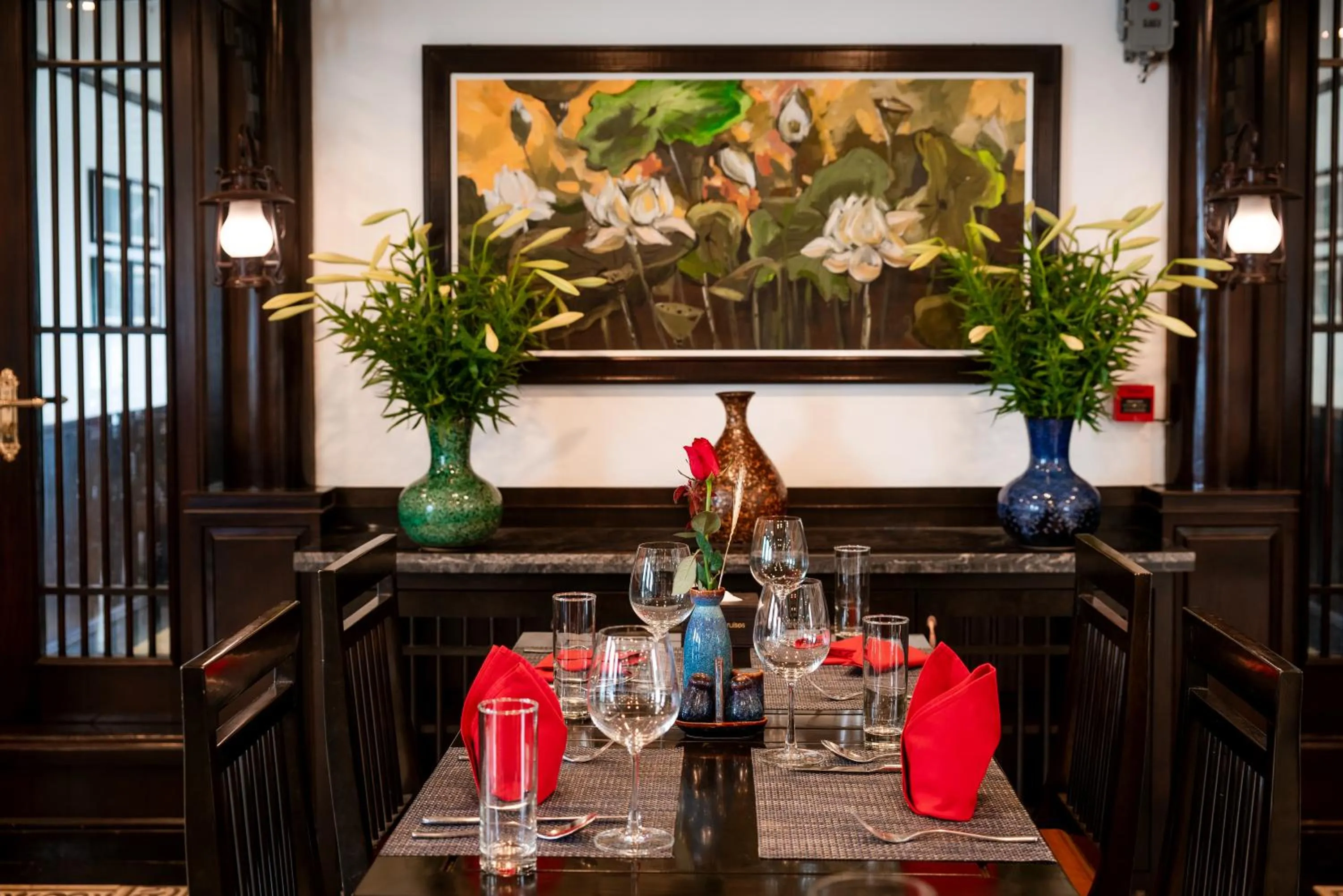 Restaurant/places to eat in Sena Cruises - Wonder On Lan Ha Bay