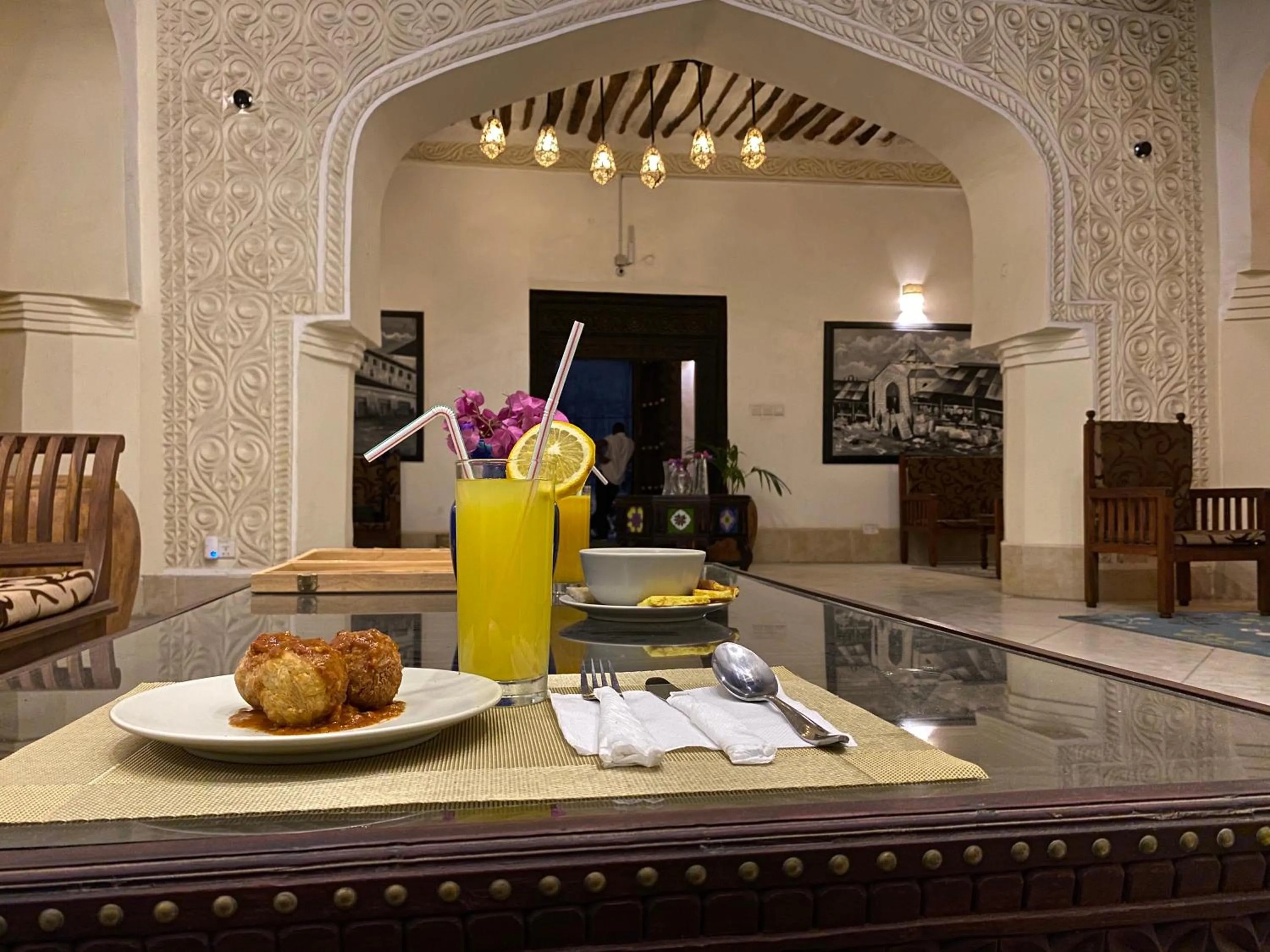 Lounge or bar in Smiles Stone Town Hotel