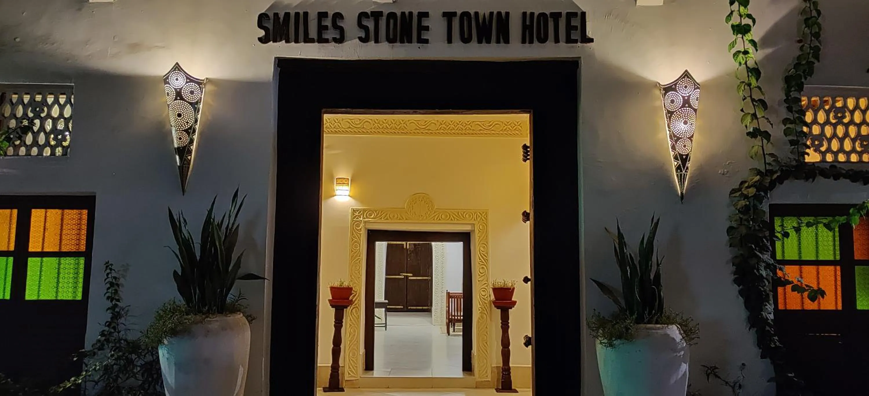 Property building in Smiles Stone Town Hotel