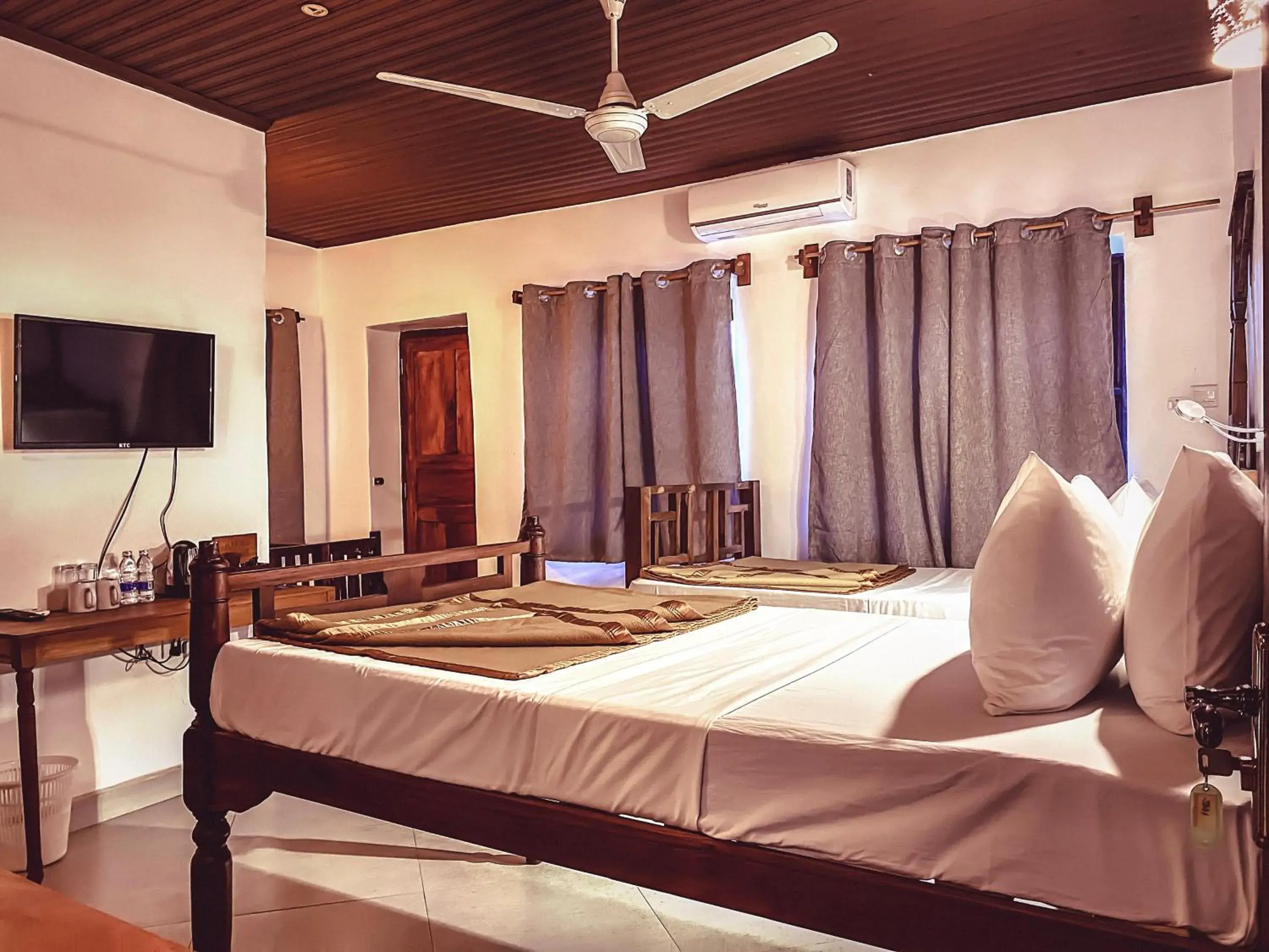 Standard Twin Room in Smiles Stone Town Hotel Standard Twin Room in Smiles Stone Town Hotel