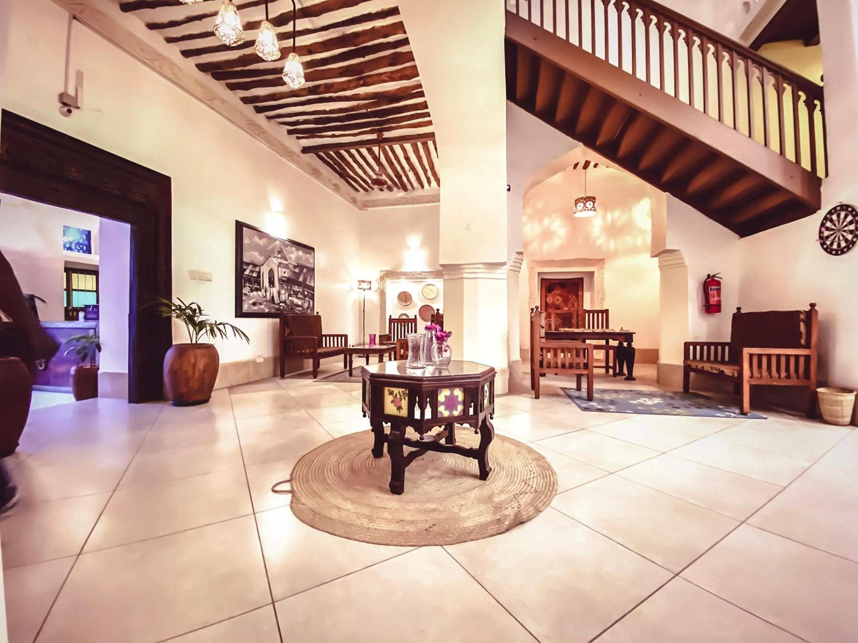 Lounge or bar in Smiles Stone Town Hotel