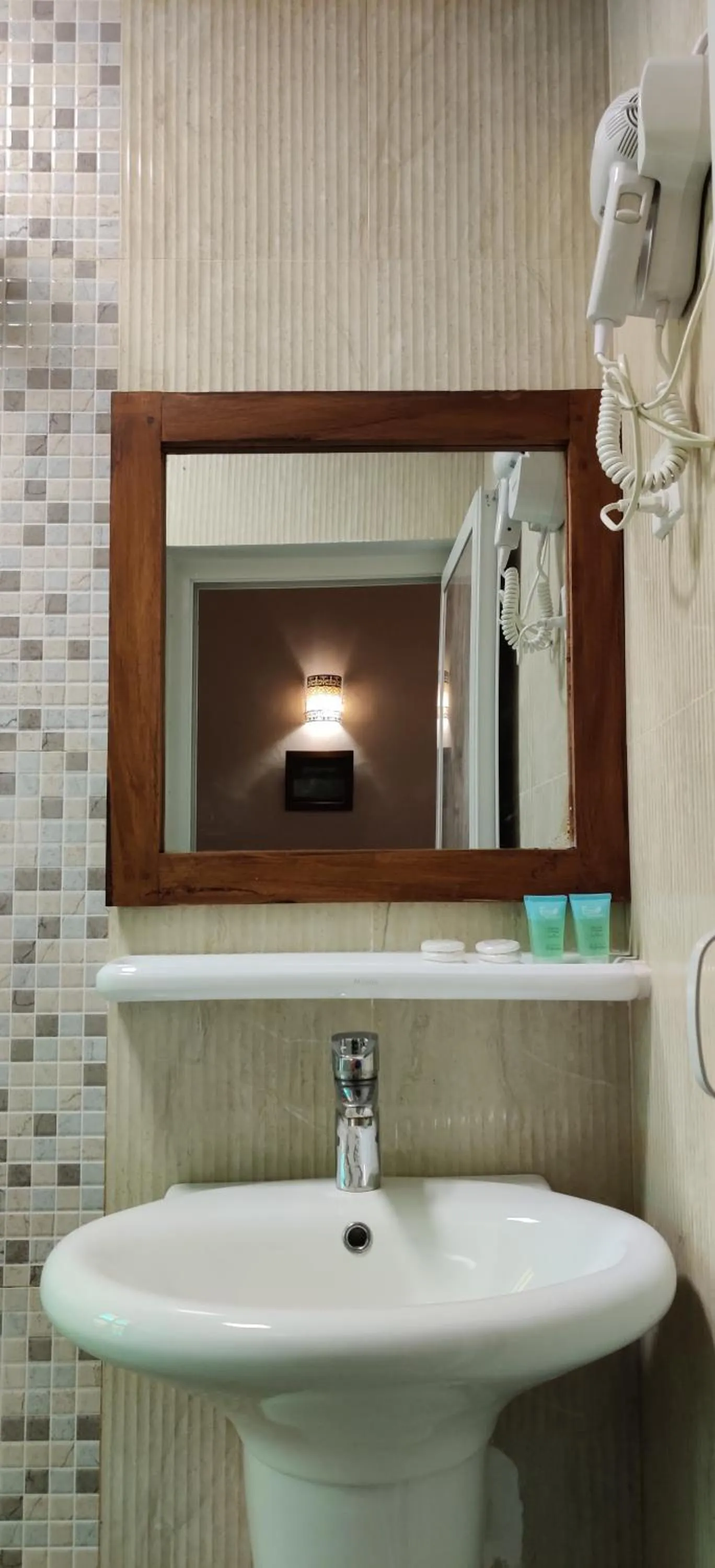 Bathroom in Smiles Stone Town Hotel