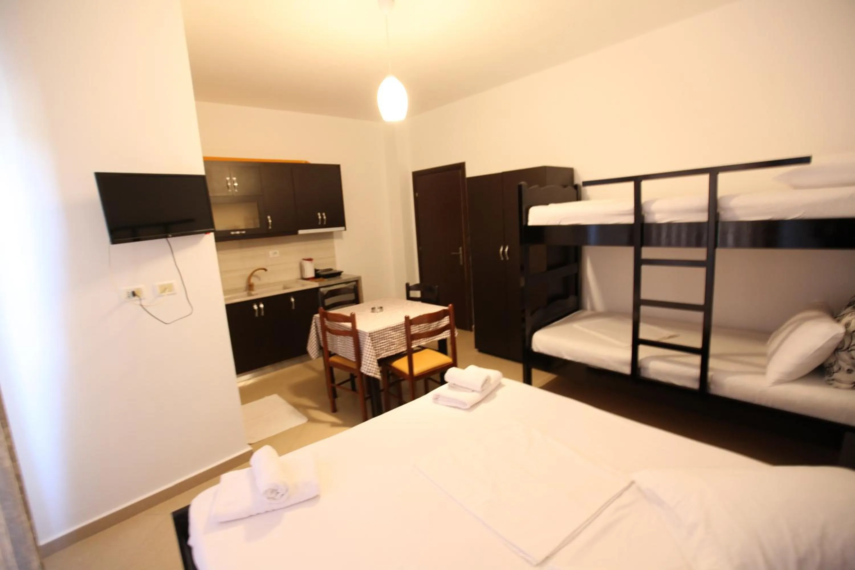 bunk bed in Vila Enea