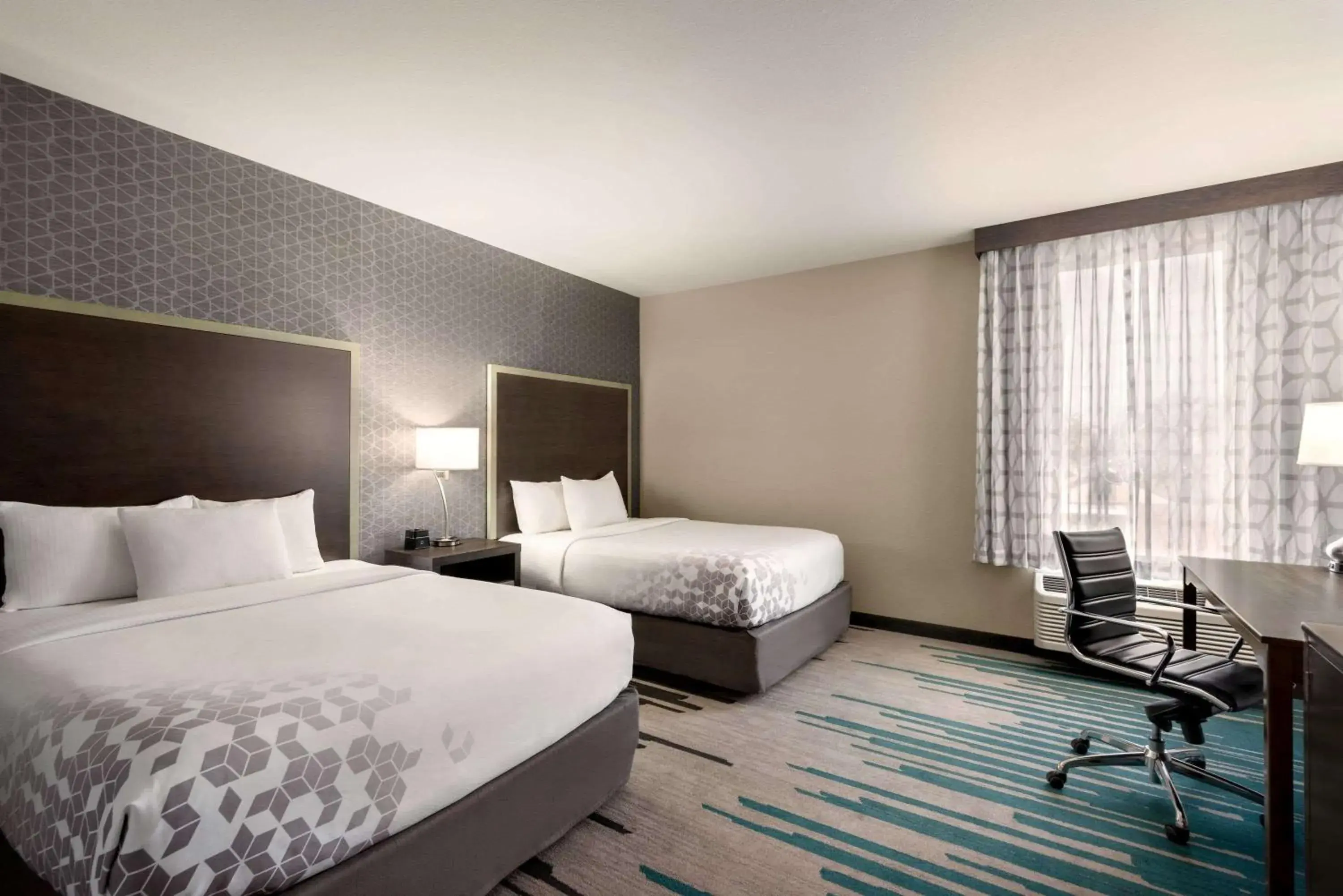 Queen Room with Two Queen Beds - Non-Smoking in La Quinta by Wyndham Clovis CA Queen Room with Two Queen Beds - Non-Smoking in La Quinta by Wyndham Clovis CA