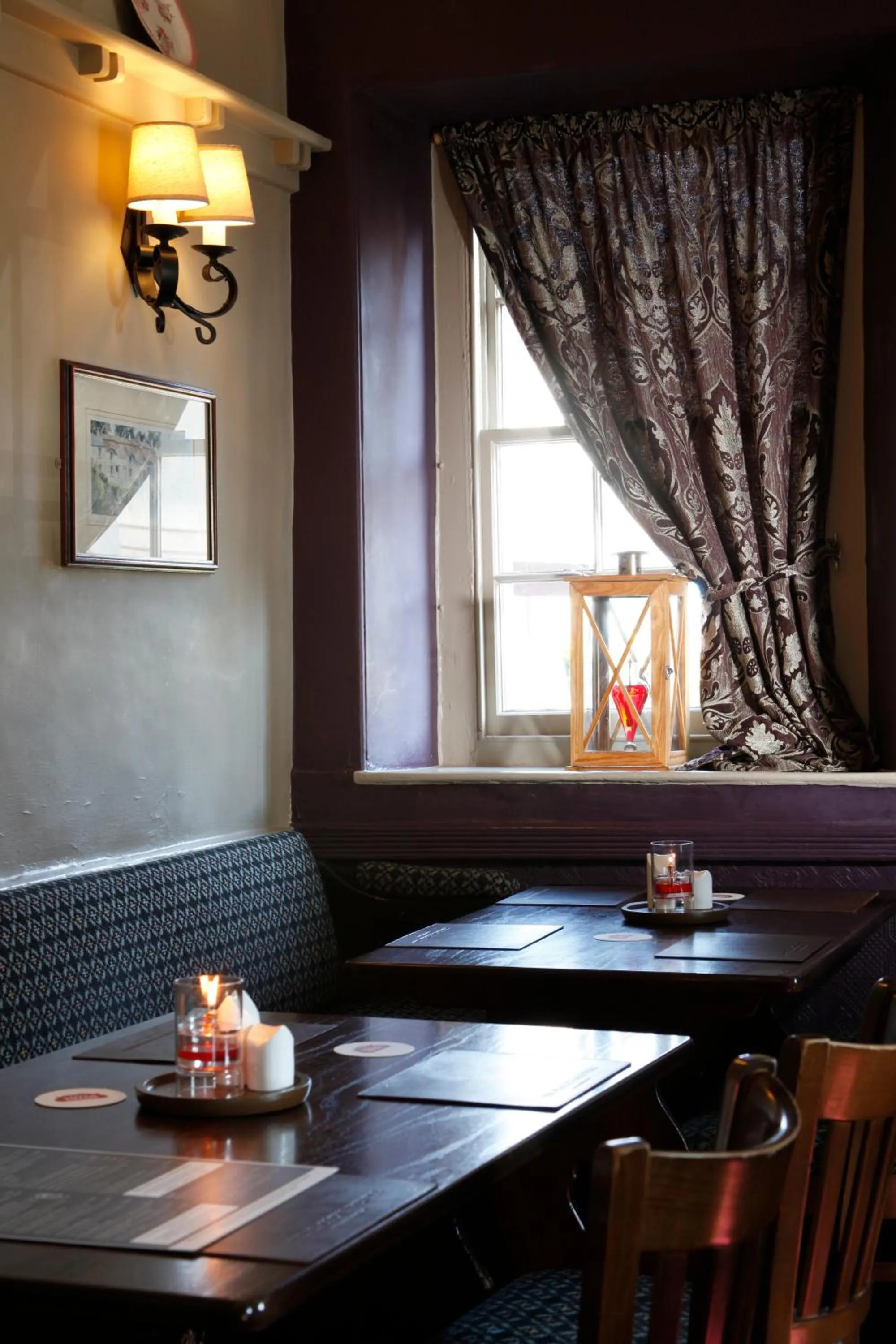 Restaurant/places to eat in The Peacock