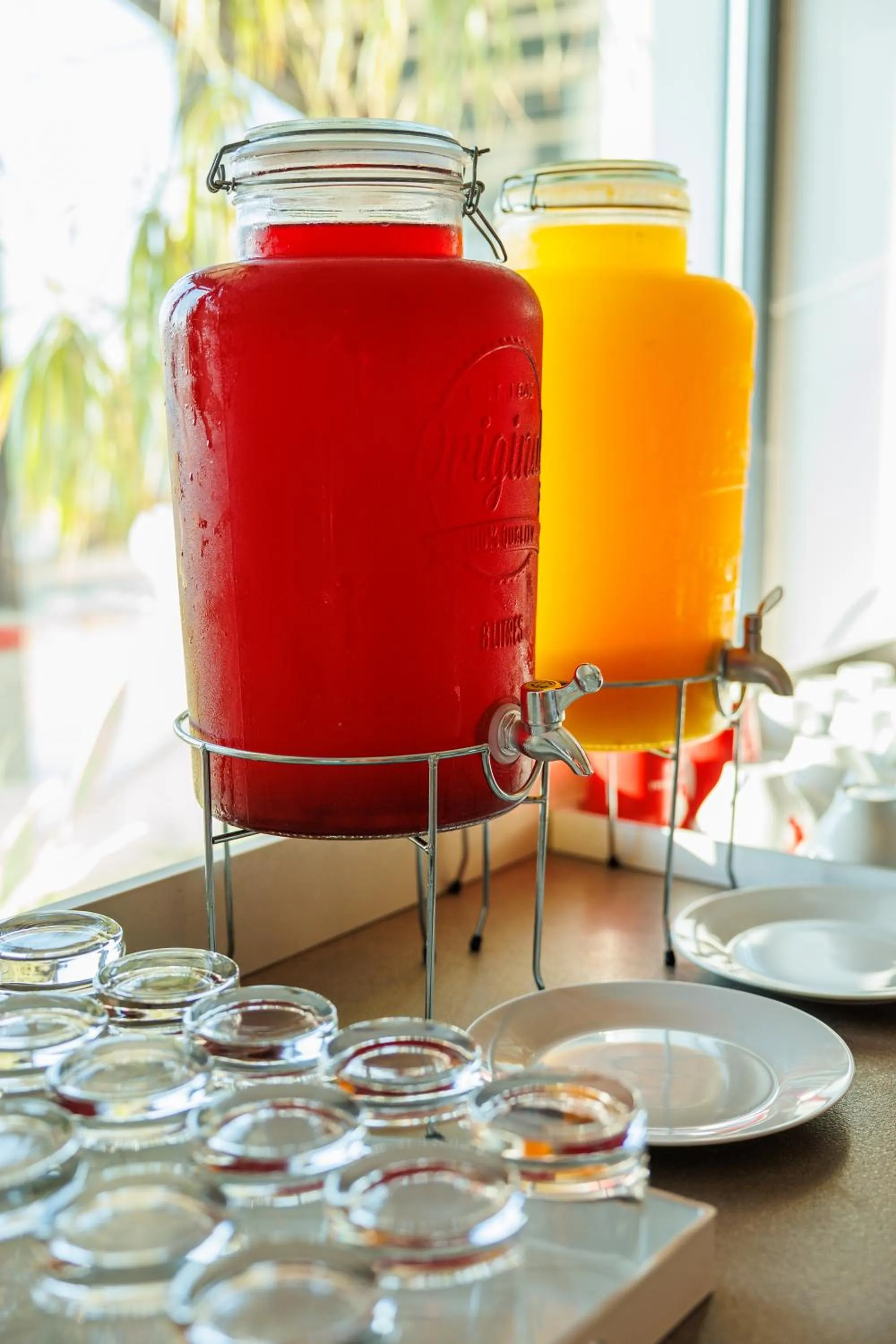 Drinks in Hotel Hawaii