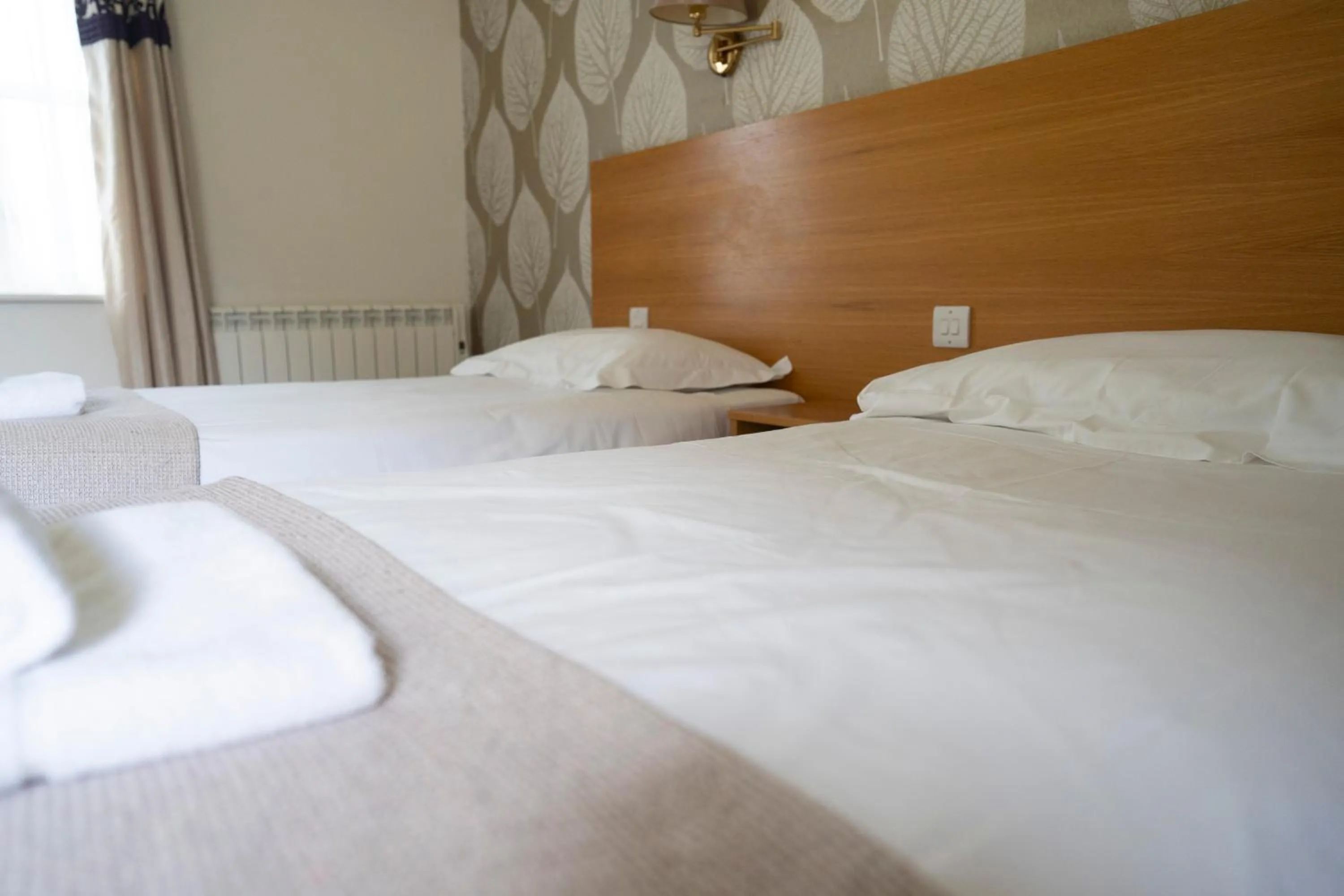 Bed in Sturdy`s Castle - Historic Coaching Inn near Blenheim Palace, Oxfordshire