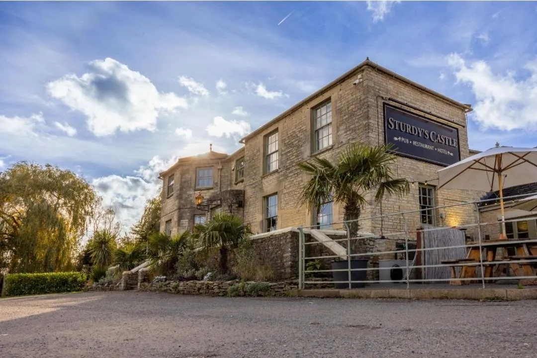 Sturdy`s Castle - Historic Coaching Inn near Blenheim Palace, Oxfordshire
