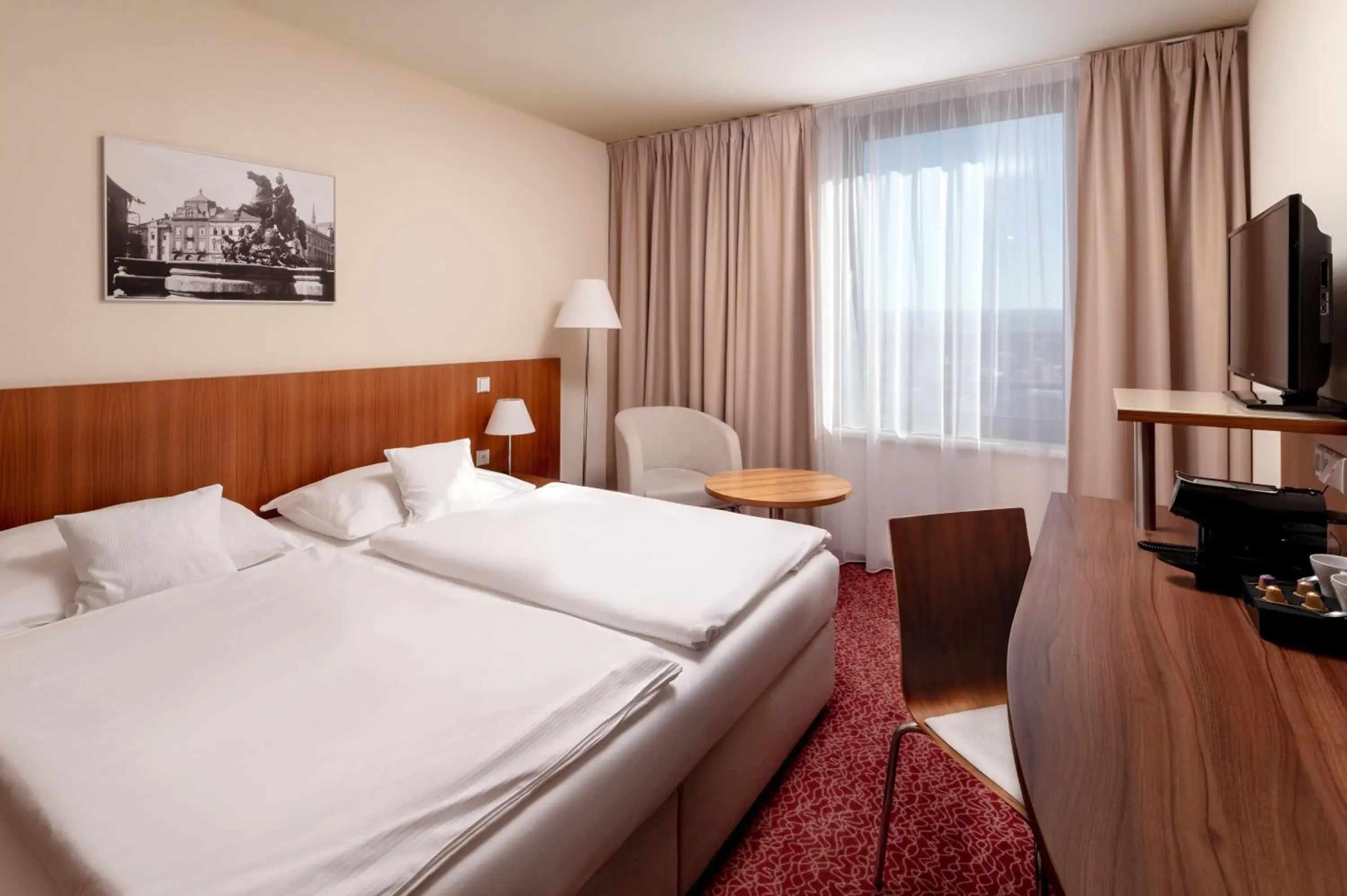 Business Suite (2 Adults) in Clarion Congress Hotel Olomouc Business Suite (2 Adults) in Clarion Congress Hotel Olomouc