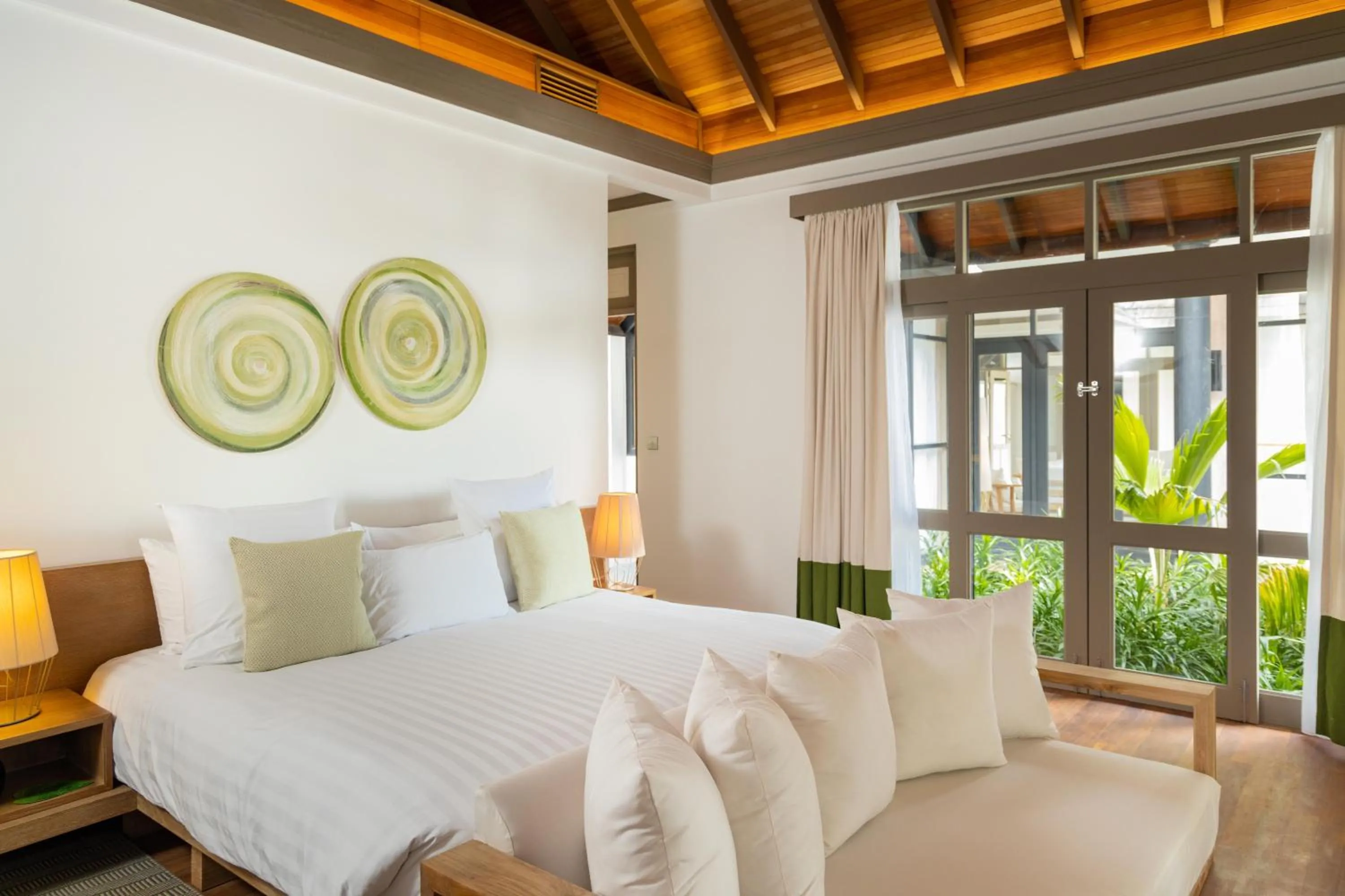 Bed in JA Manafaru, The Real Maldives - Complimentary Seaplane for 7 nights and more - Stay period until 23 Dec 2025