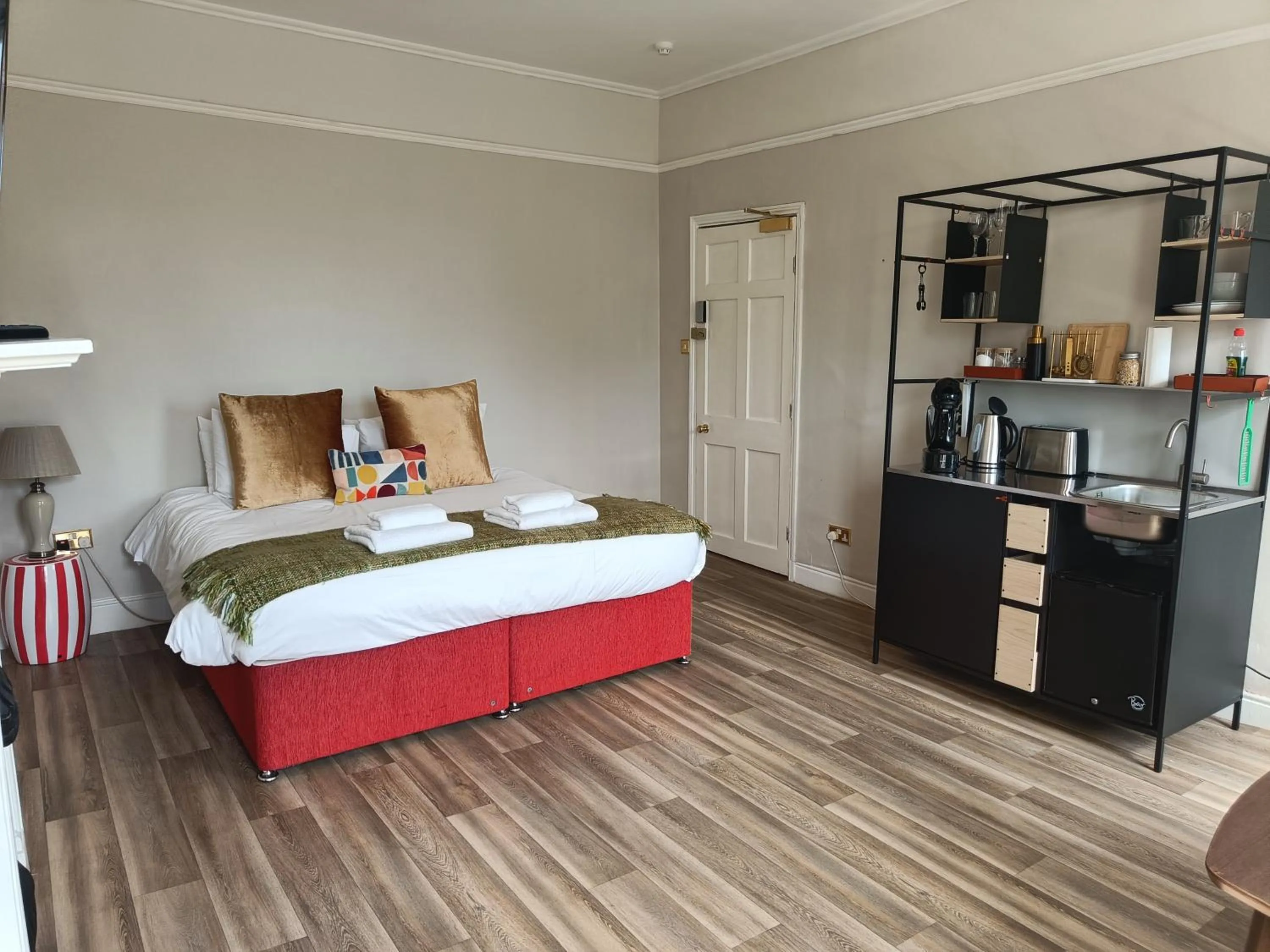 Bed in Rooms on The Prom