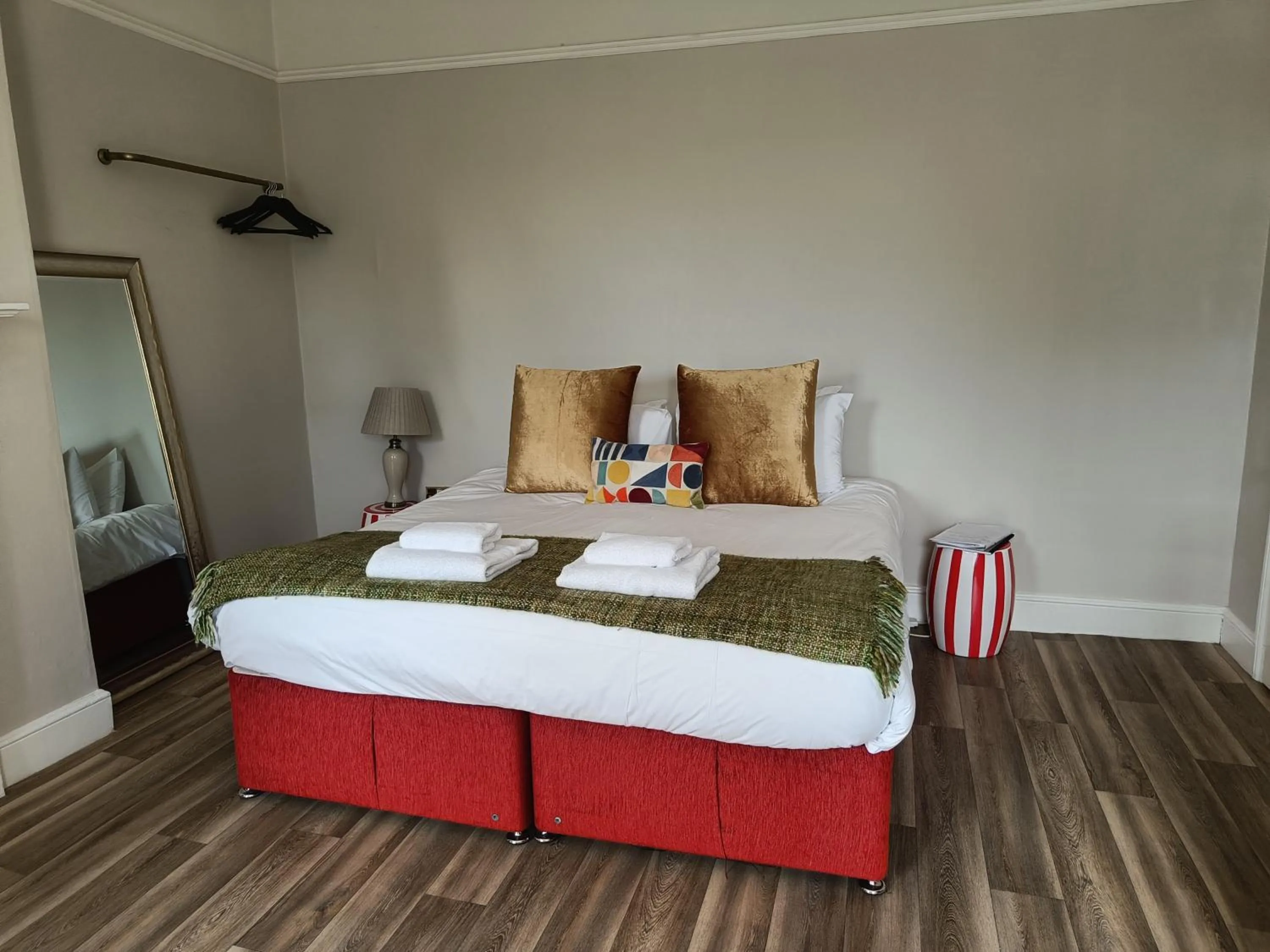 Bed in Rooms on The Prom