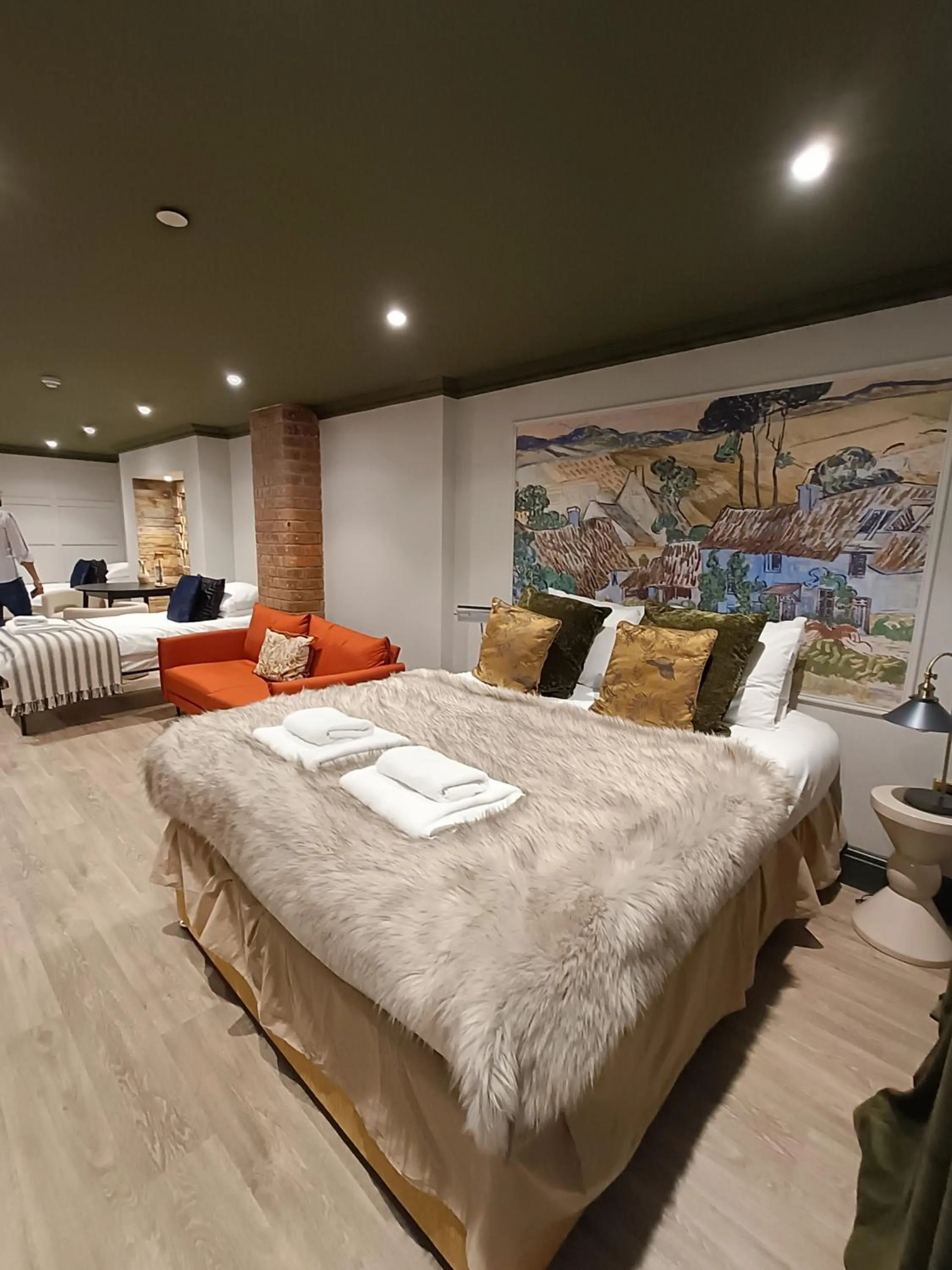 Bed in Rooms on The Prom