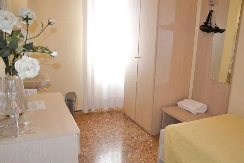 Photo of the whole room in Hotel Santa Lucia