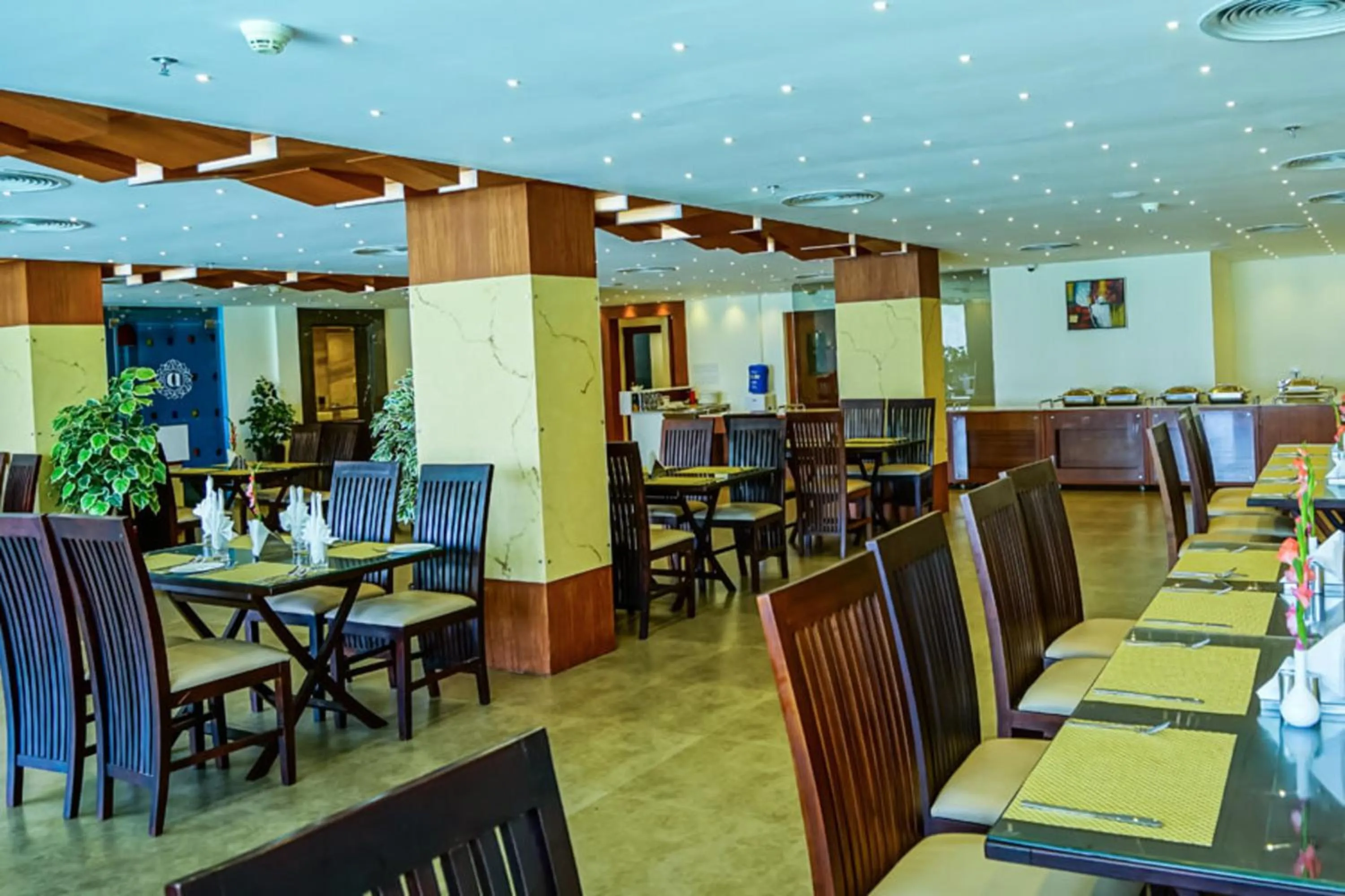 Restaurant/places to eat in Annai Resorts & Spa