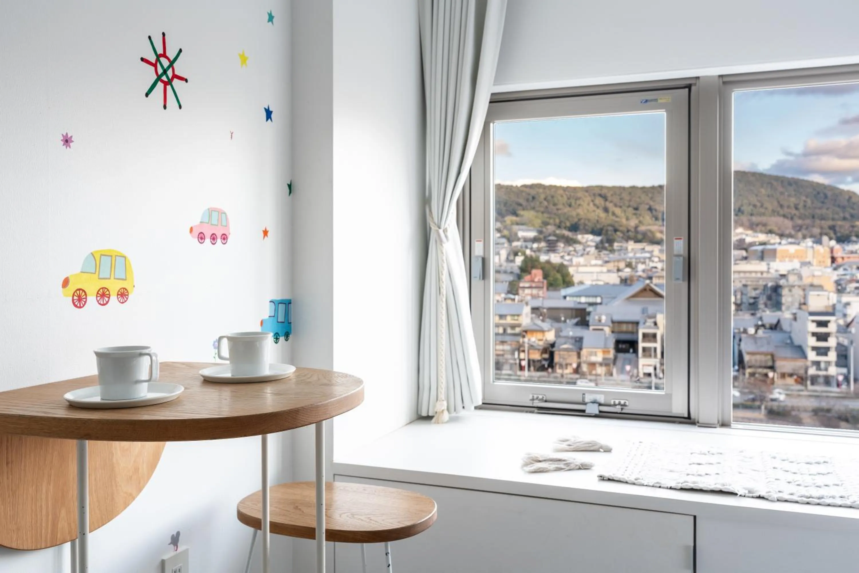 Photo of the whole room in BnA Alter Museum