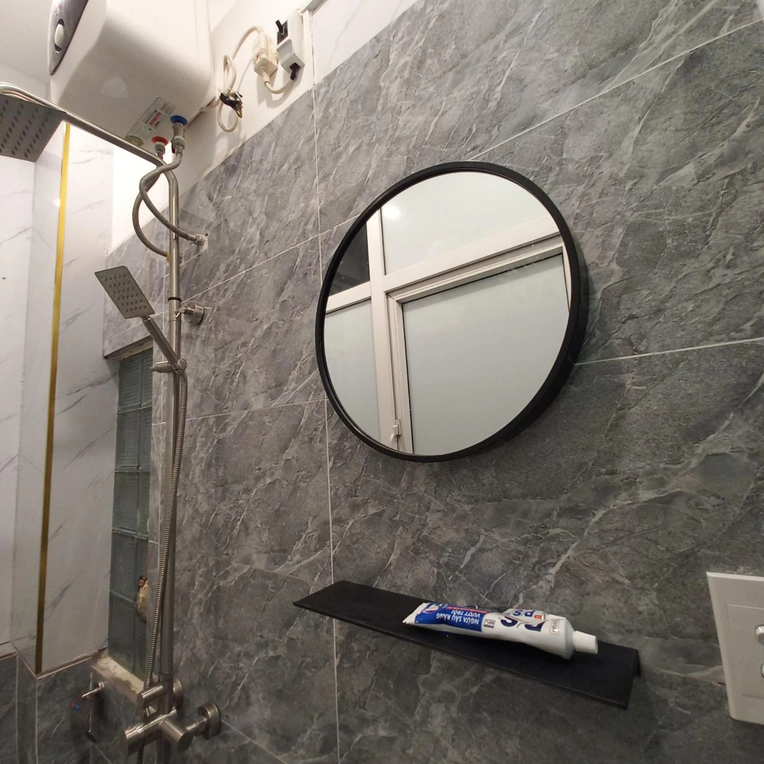 Shower in Hanowood Homestay