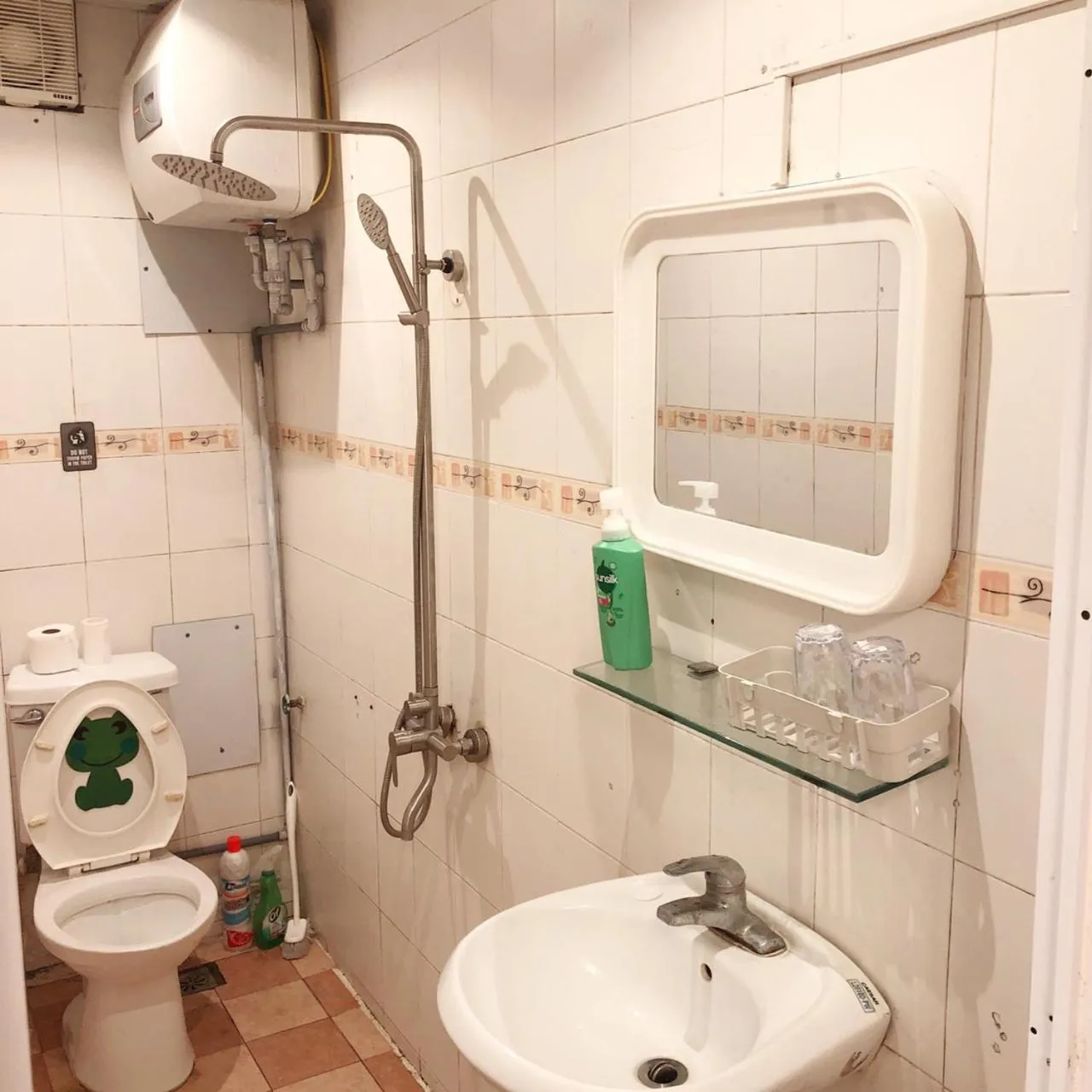 Toilet in Hanowood Homestay