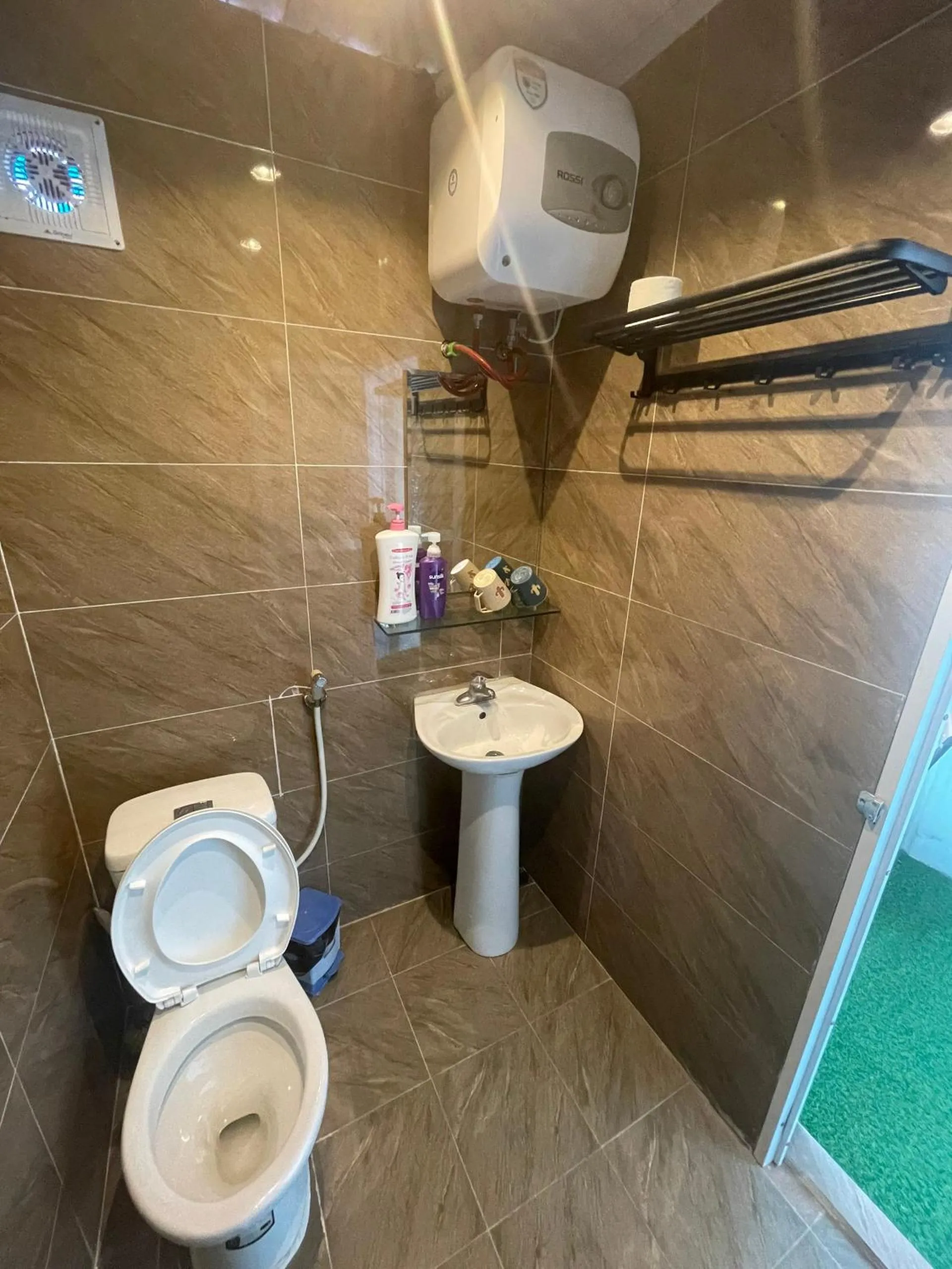 Toilet in Hanowood Homestay