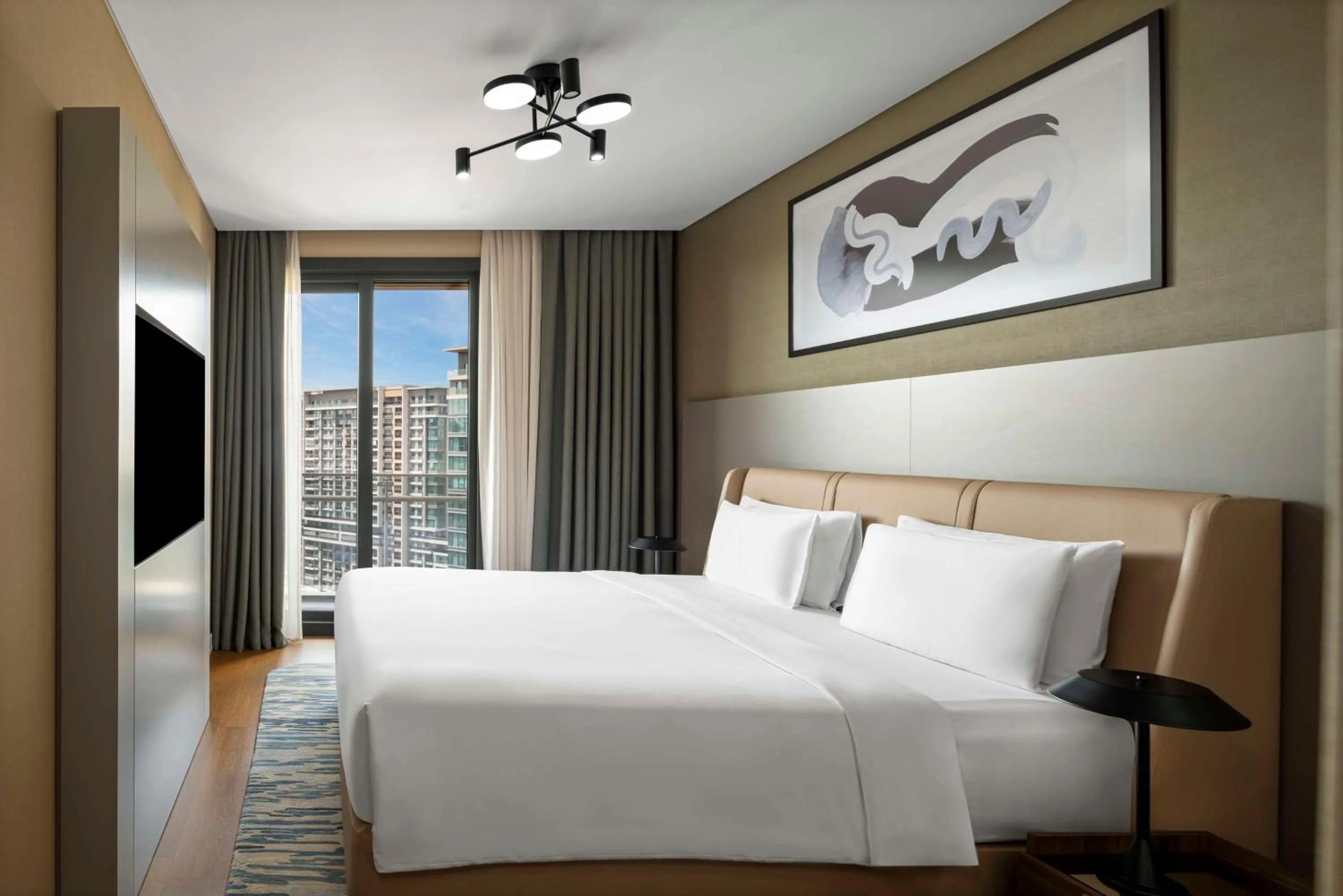 Bed in Radisson Residences Vadistanbul