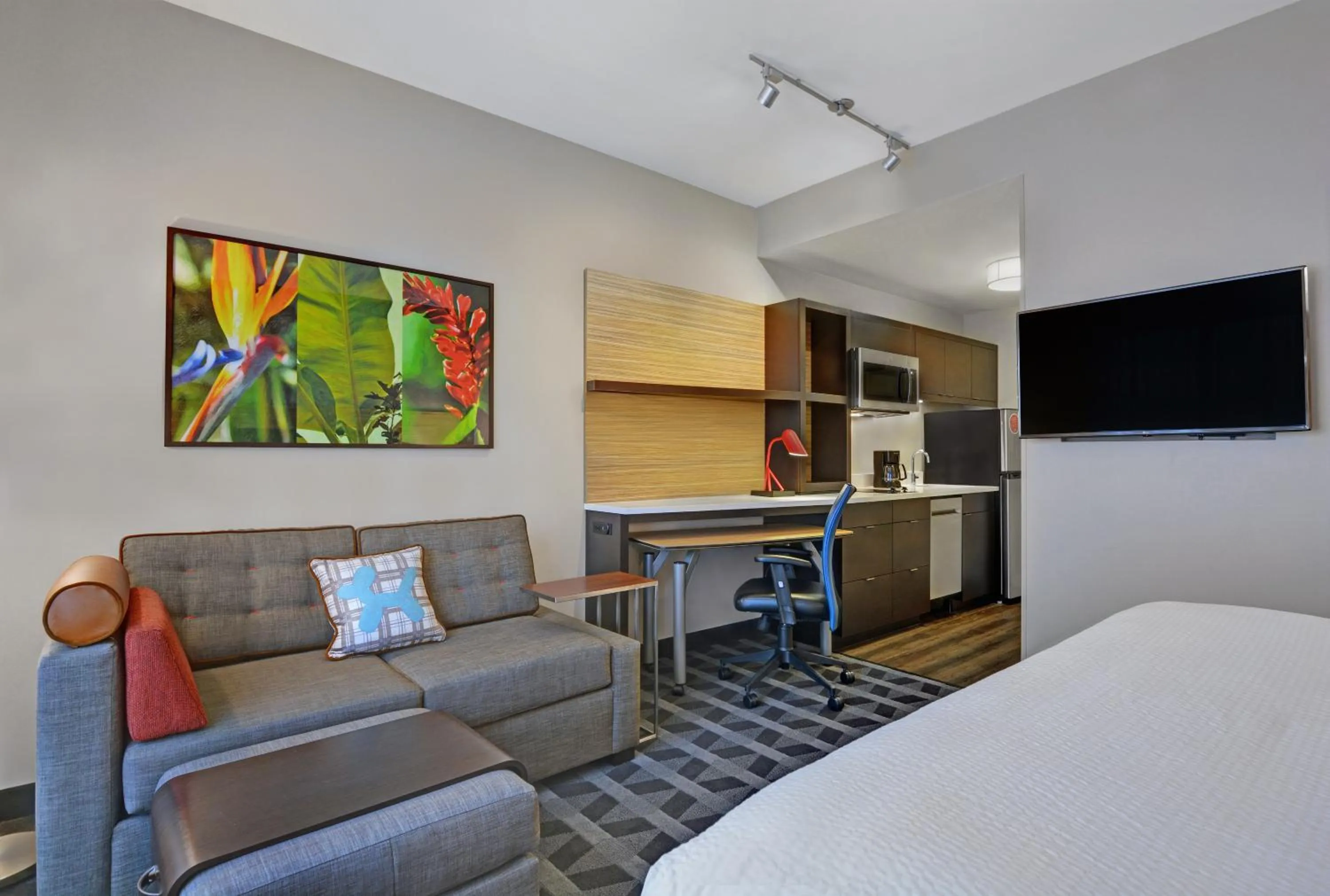 Bedroom, Bed in TownePlace Suites by Marriott Sarasota/Bradenton West