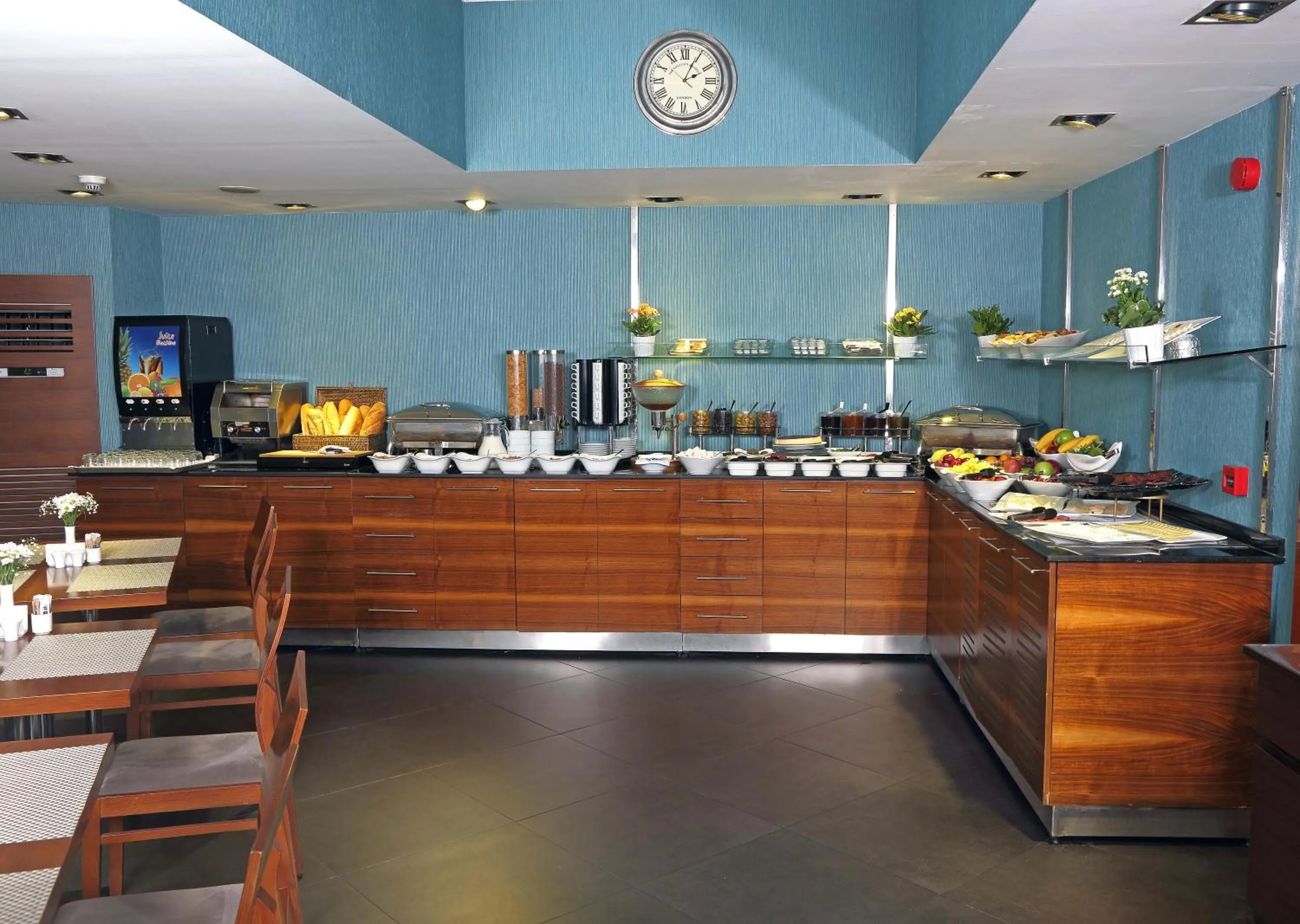 Restaurant/Places to Eat in Hotel Polatdemir