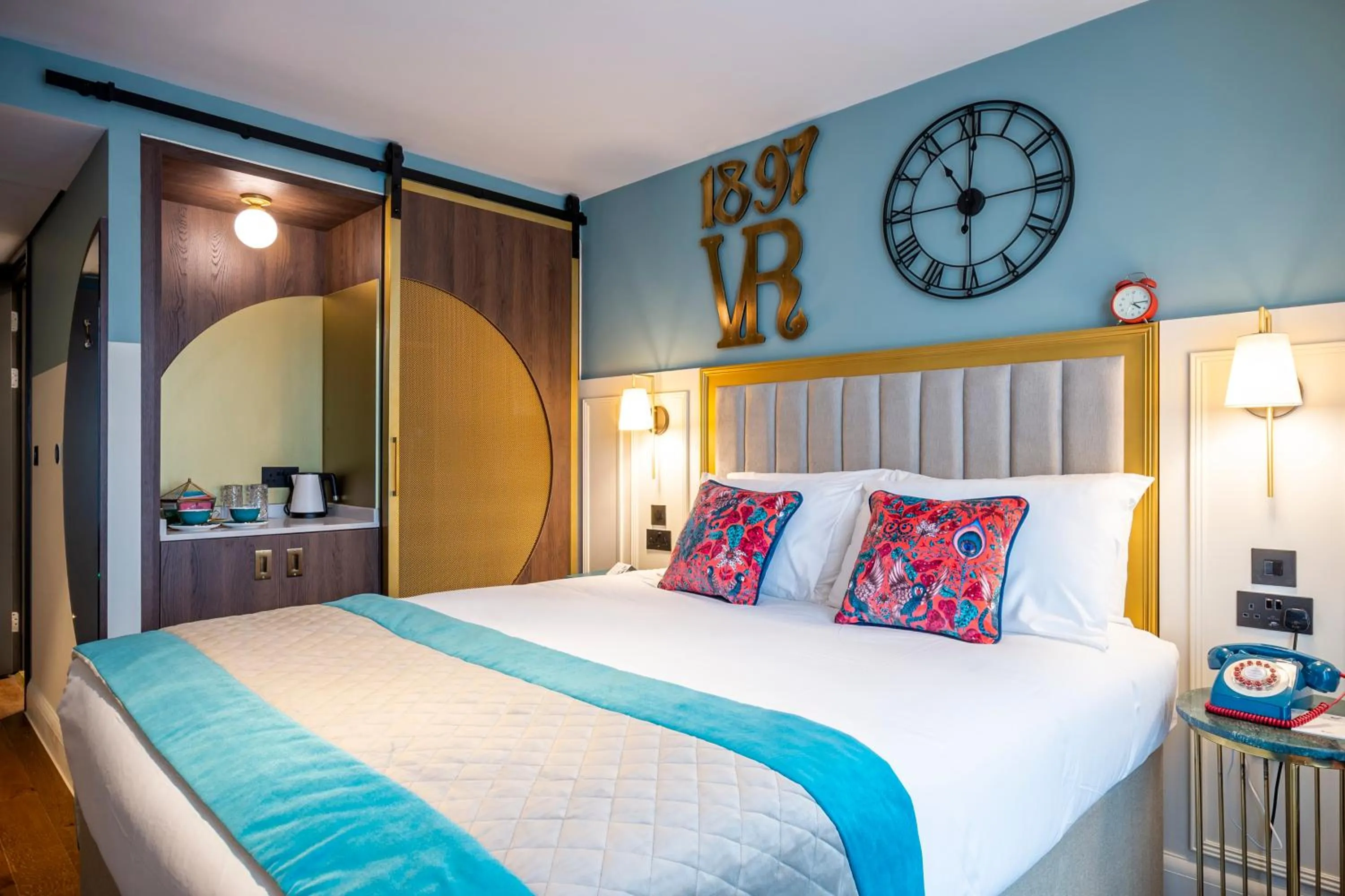 Bed in Hotel Indigo - Chester by IHG