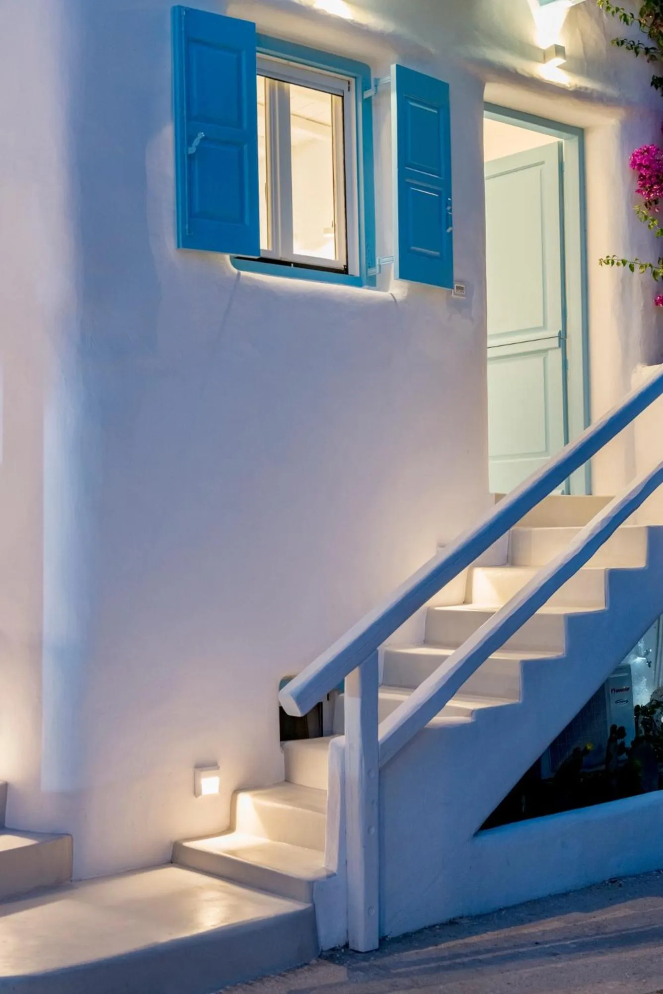 Facade/entrance in Mykonian Mews Luxury Suites