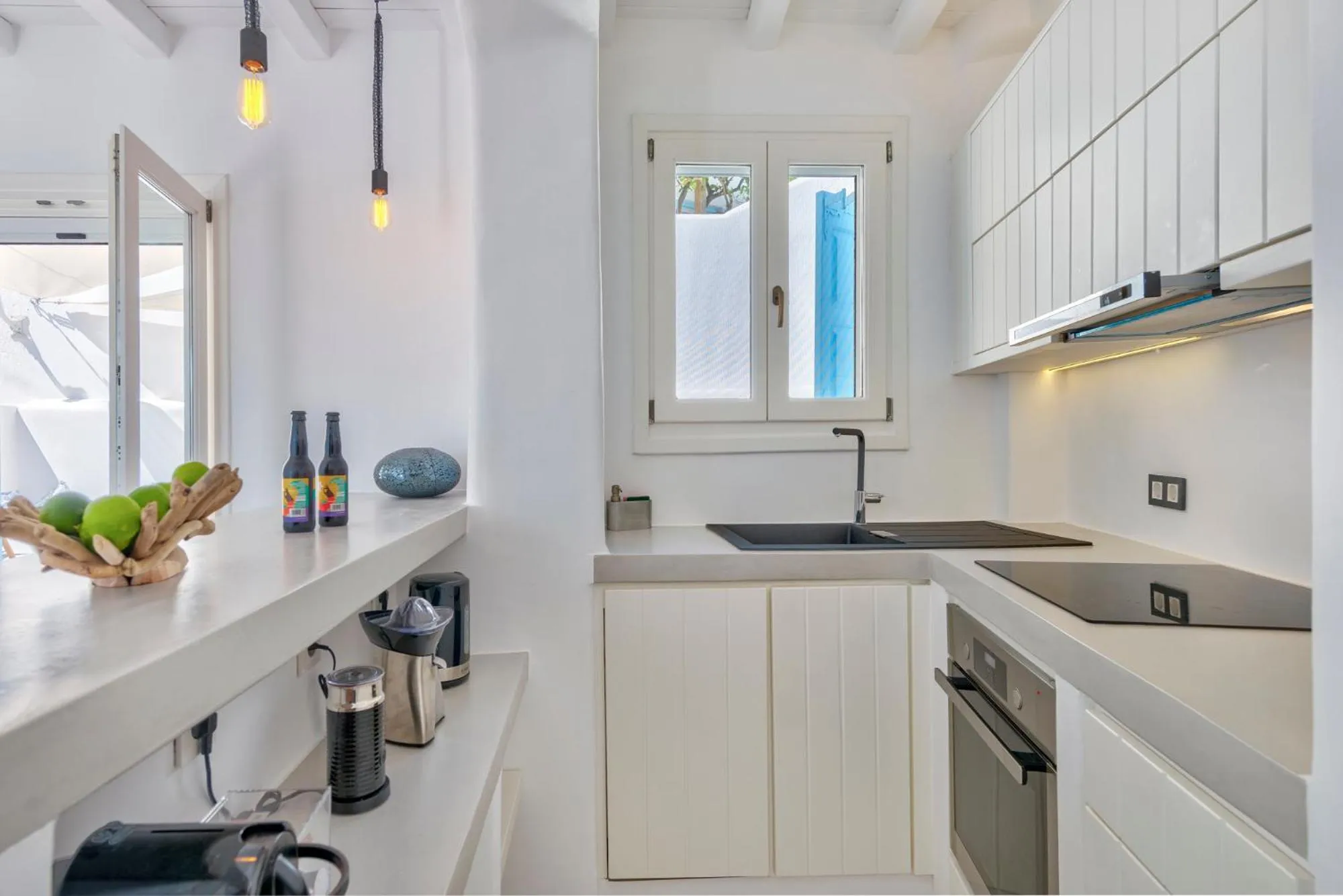 Coffee/tea facilities in Mykonian Mews Luxury Suites