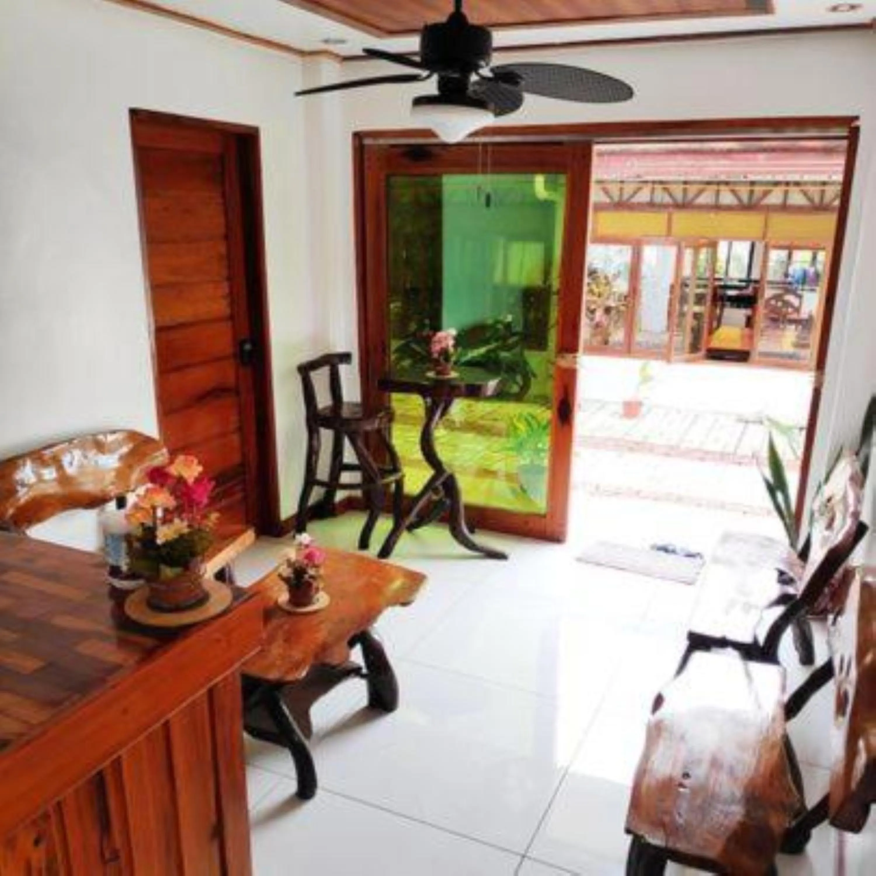 Property building in Ronaldo's Inn Siargao by Cocotel