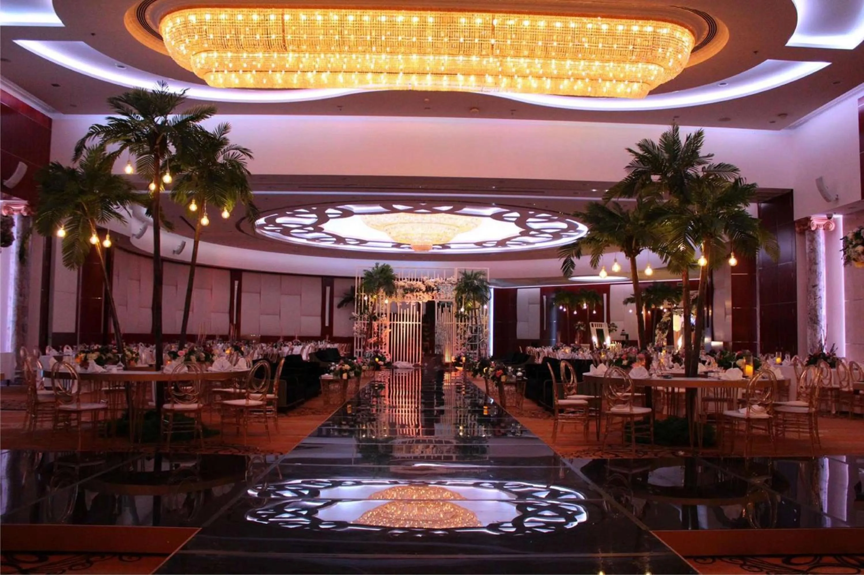 wedding in The Diplomat Radisson Blu Hotel Residence & Spa