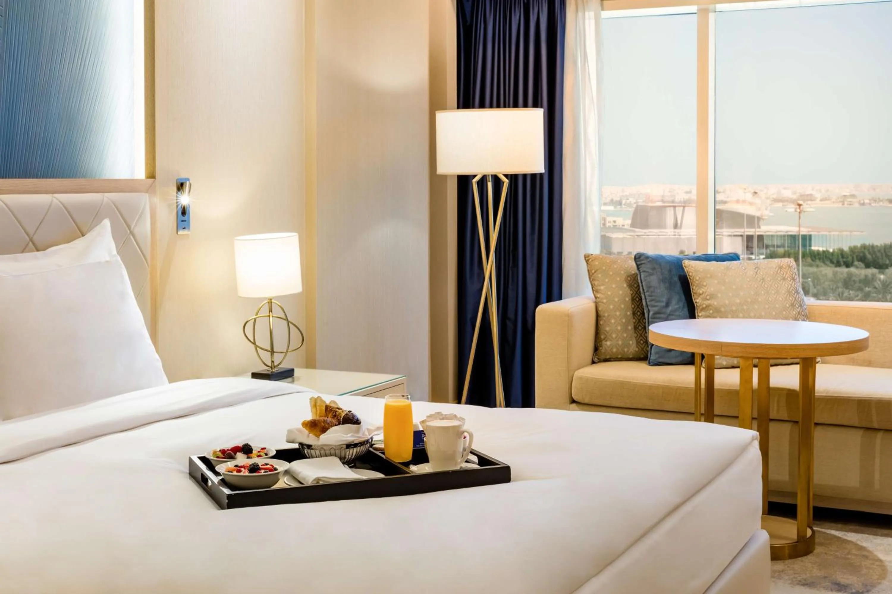 Other, Bed in The Diplomat Radisson Blu Hotel Residence & Spa