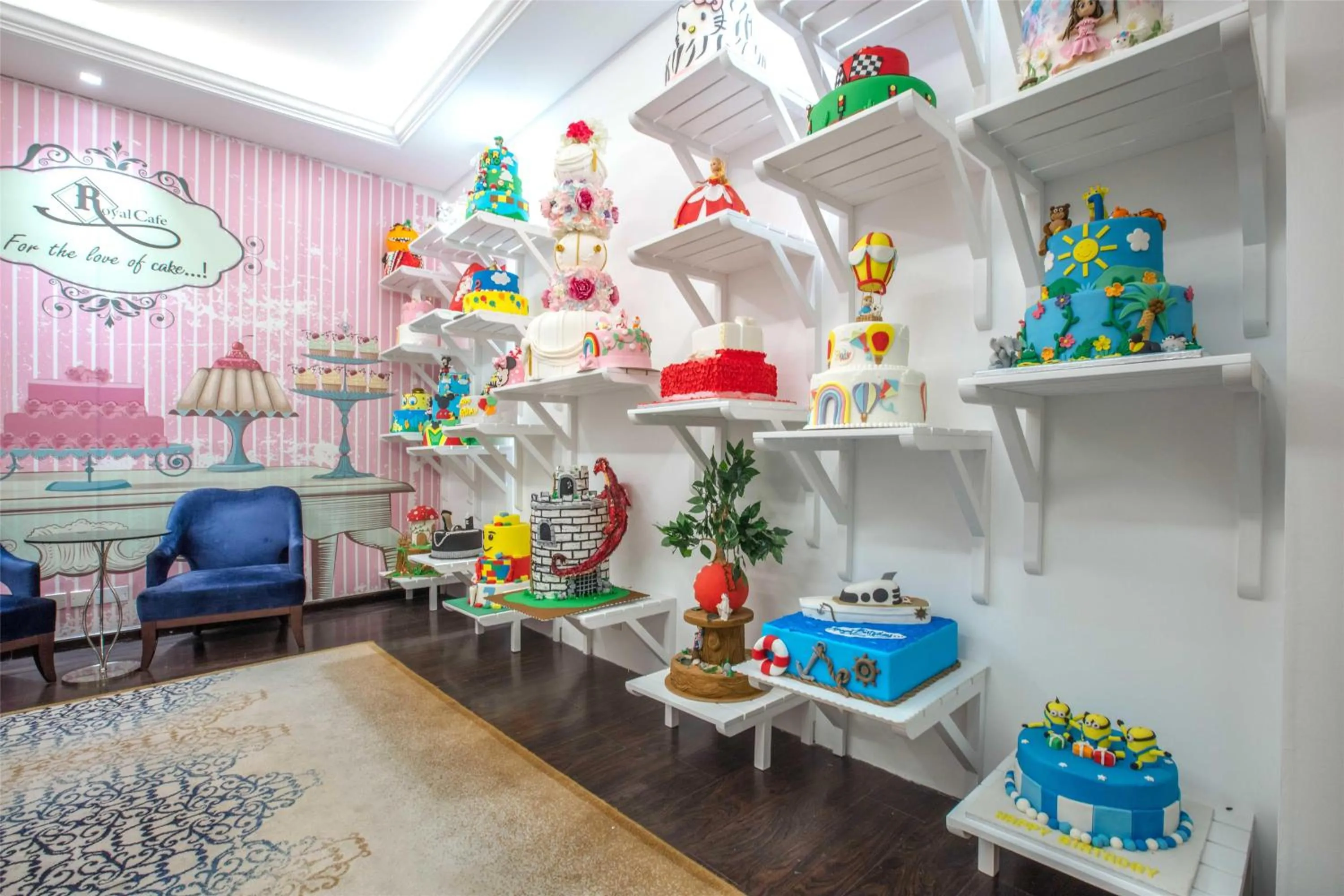 On-site shops in The Diplomat Radisson Blu Hotel Residence & Spa