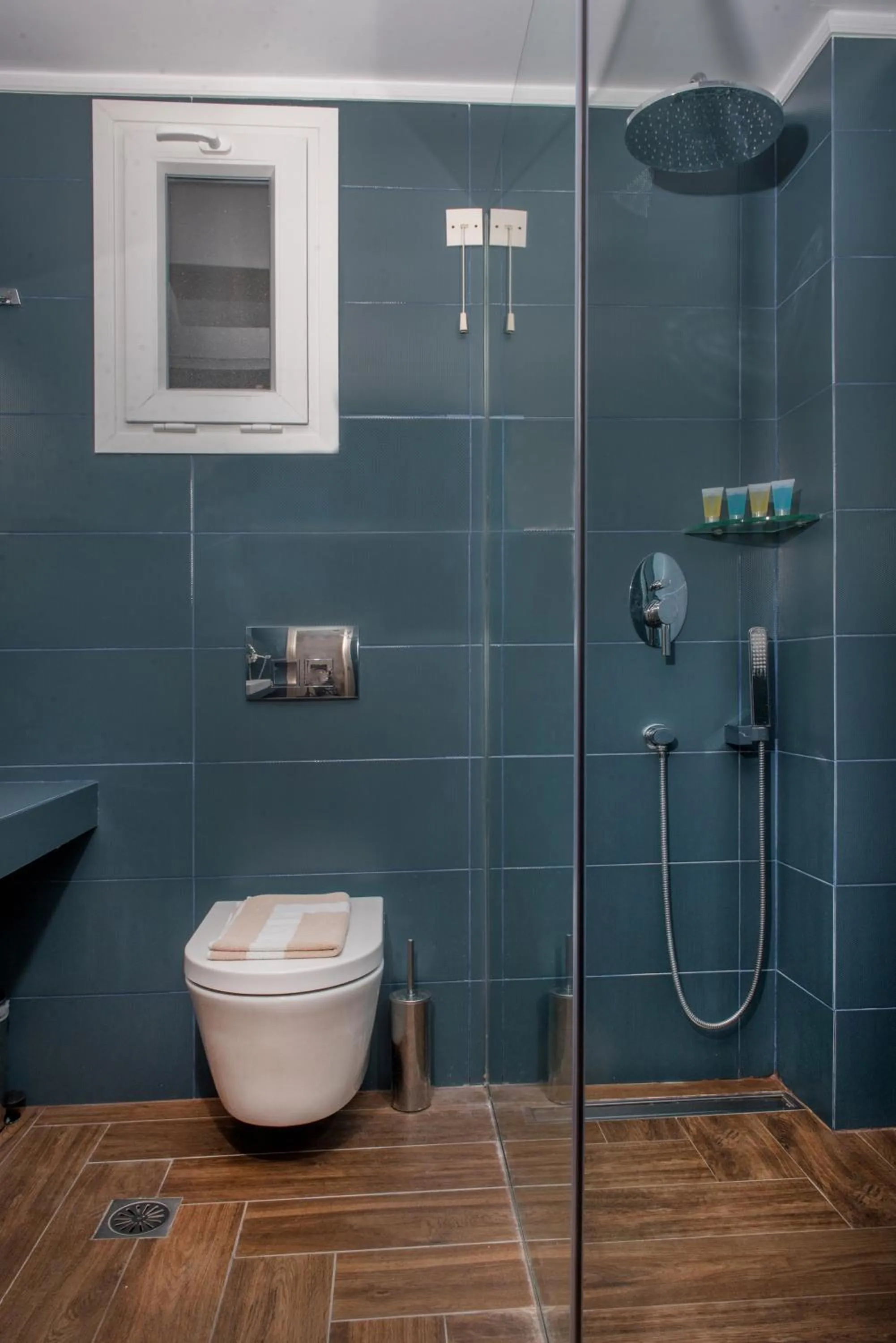 Toilet in Pyrgos Hotel