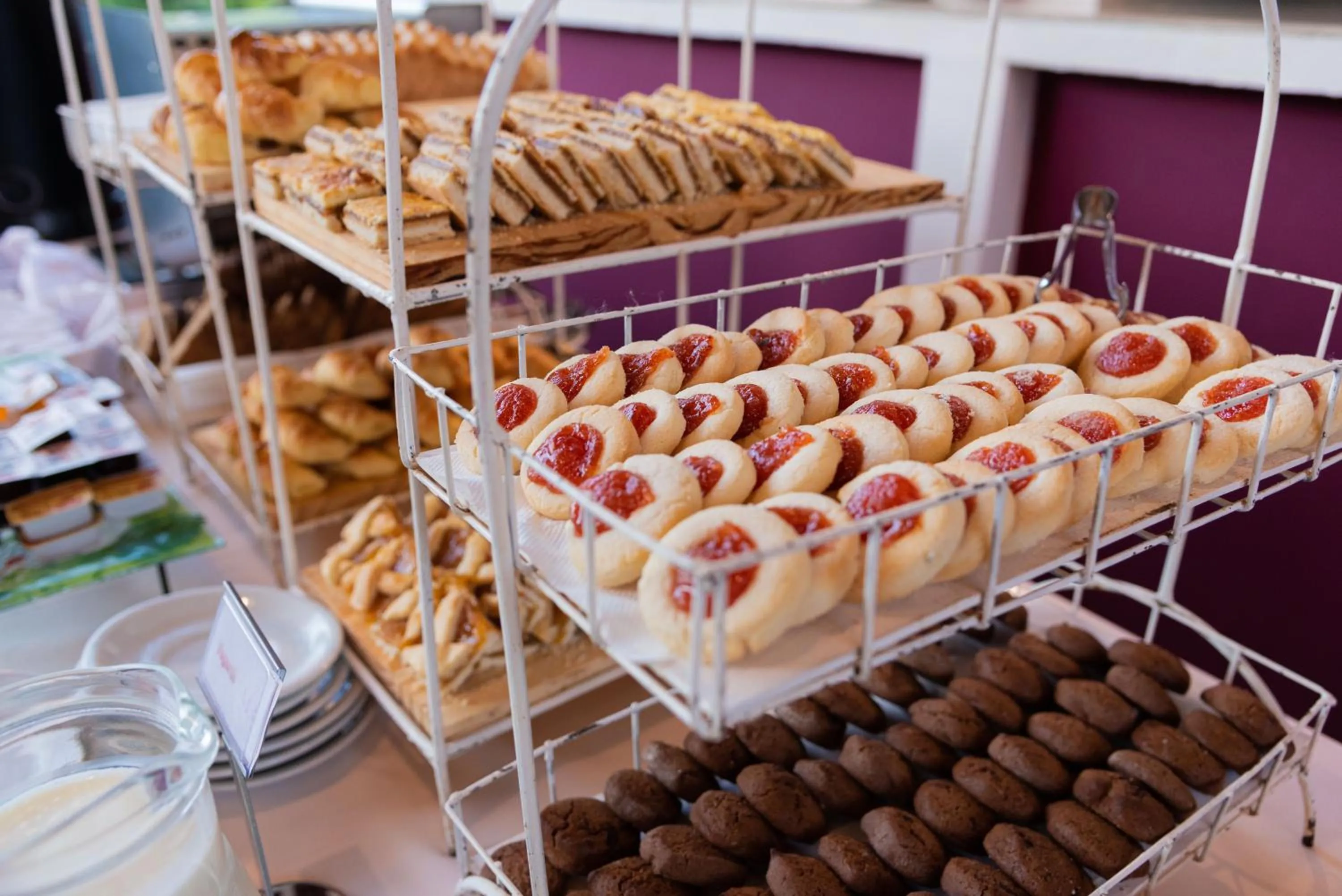 Breakfast in Village Cataratas