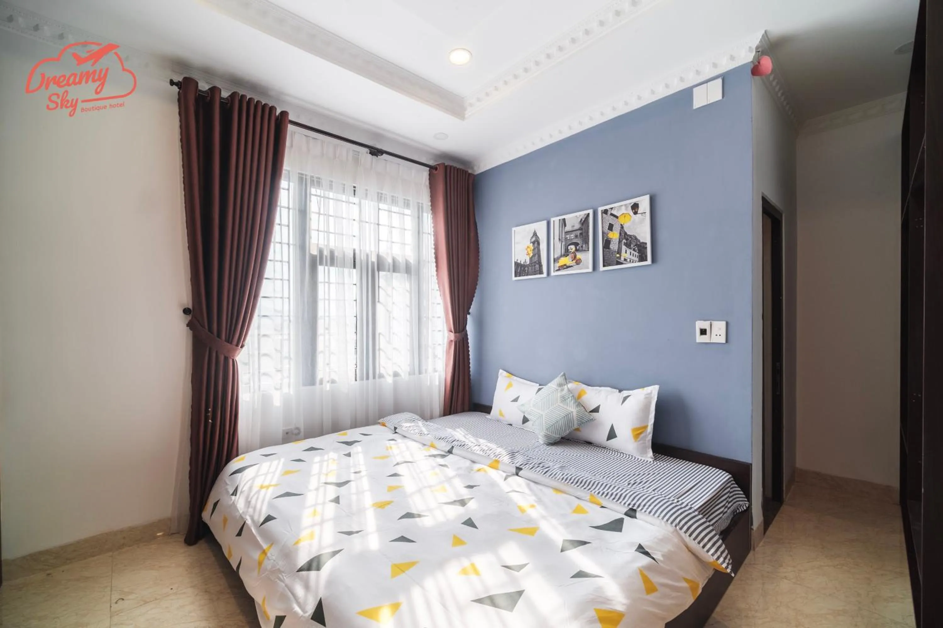 Bed in Dreamy Sky - Airport View Boutique Hotel