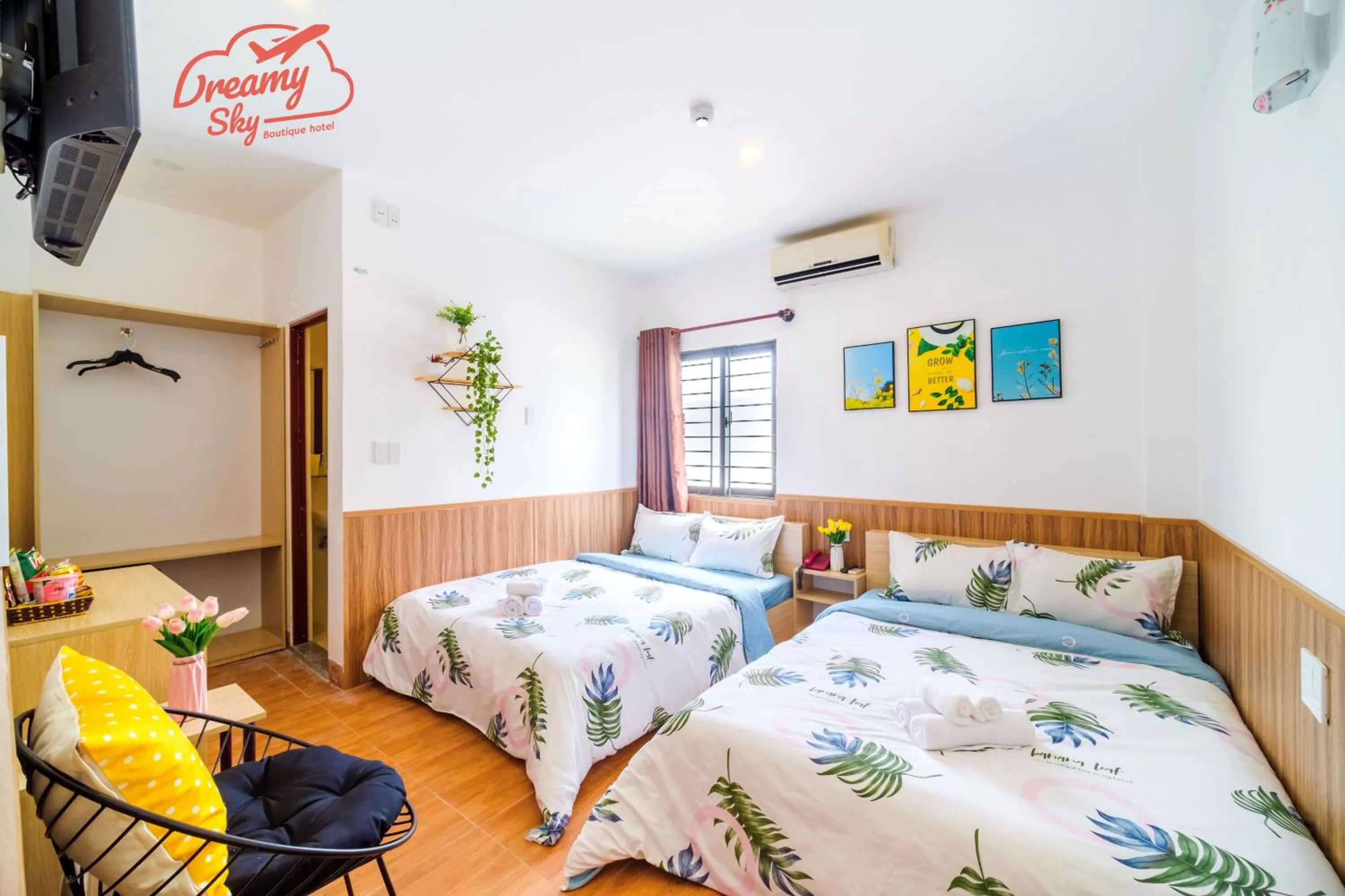 Bed in Dreamy Sky - Airport View Boutique Hotel