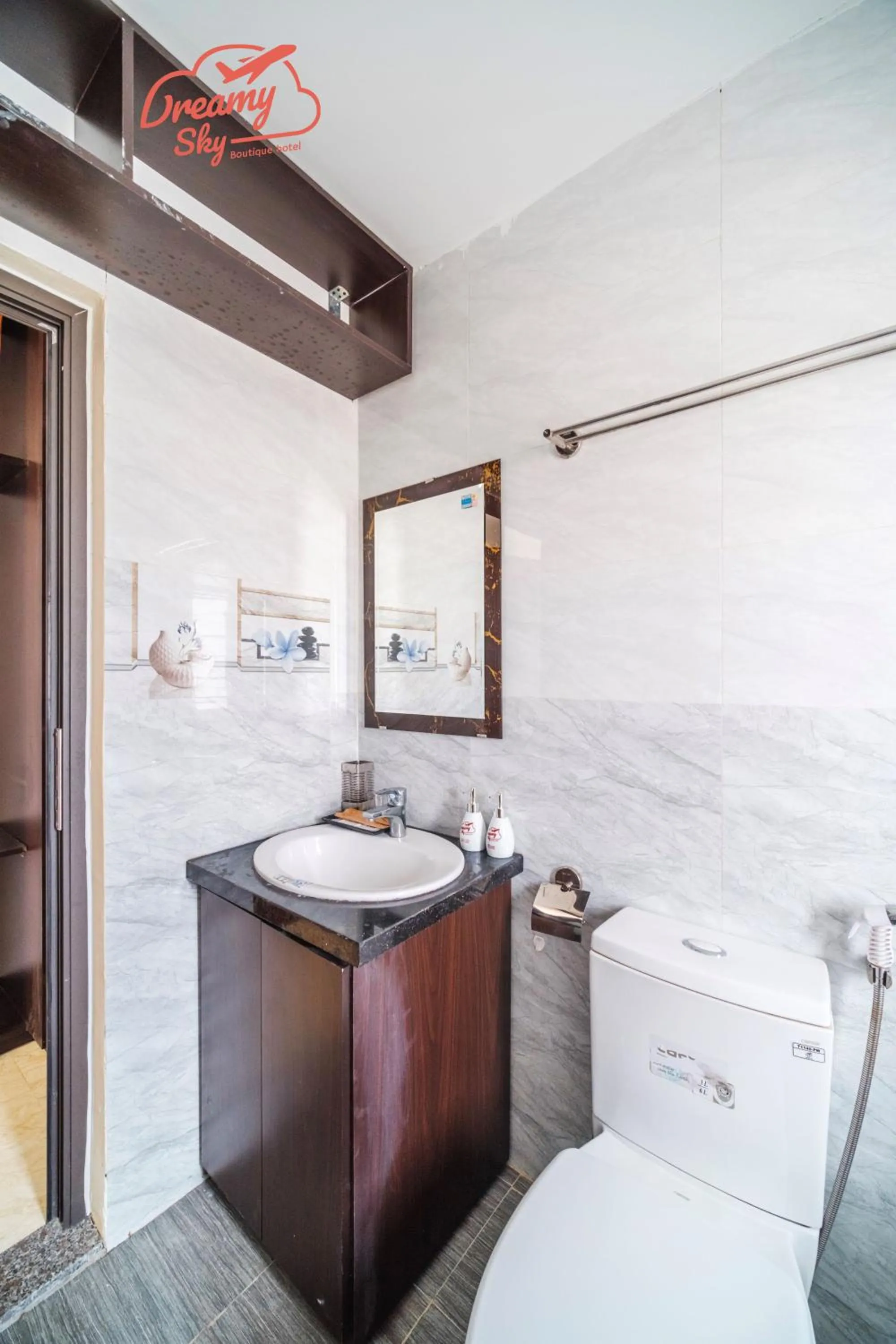 Toilet in Dreamy Sky - Airport View Boutique Hotel