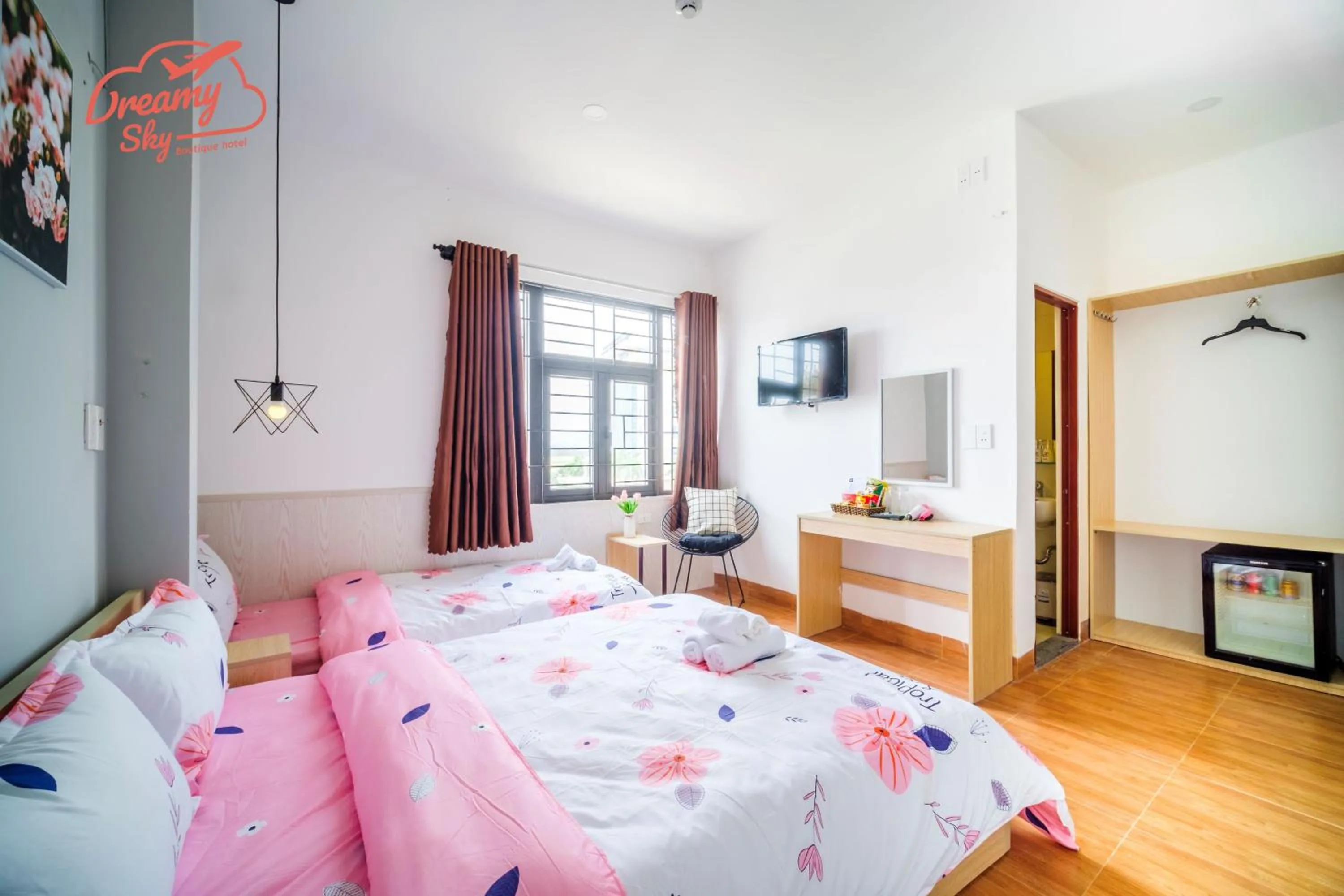 Bed in Dreamy Sky - Airport View Boutique Hotel