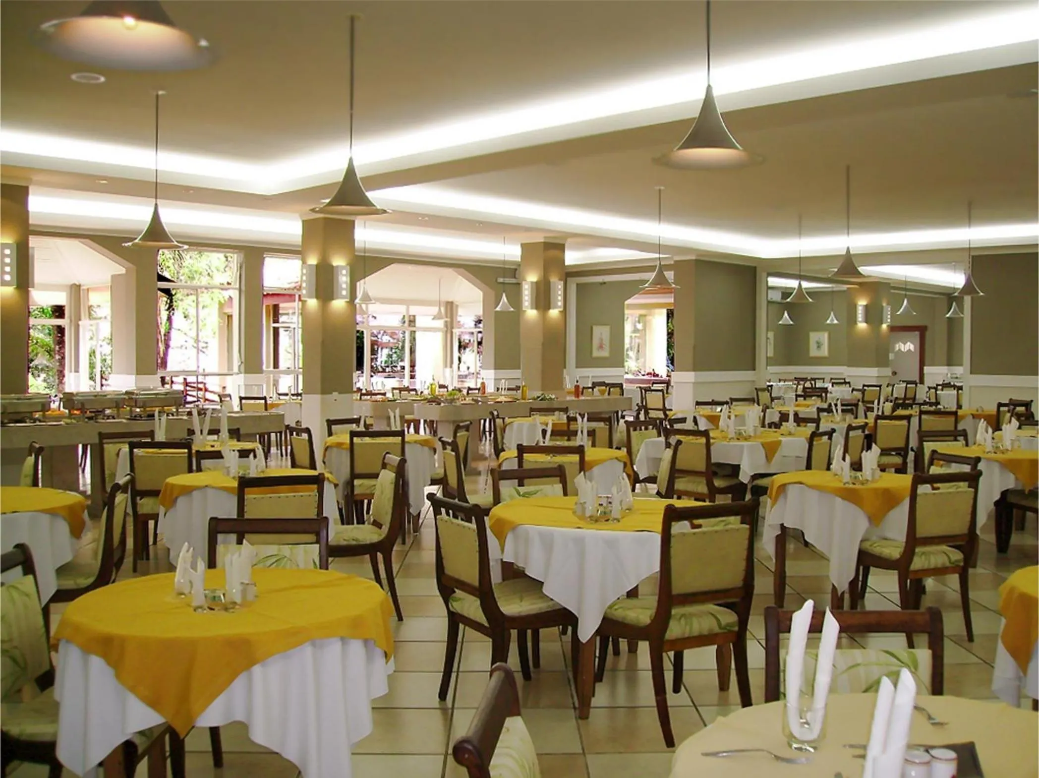 Restaurant/places to eat in Hotel Mantovani
