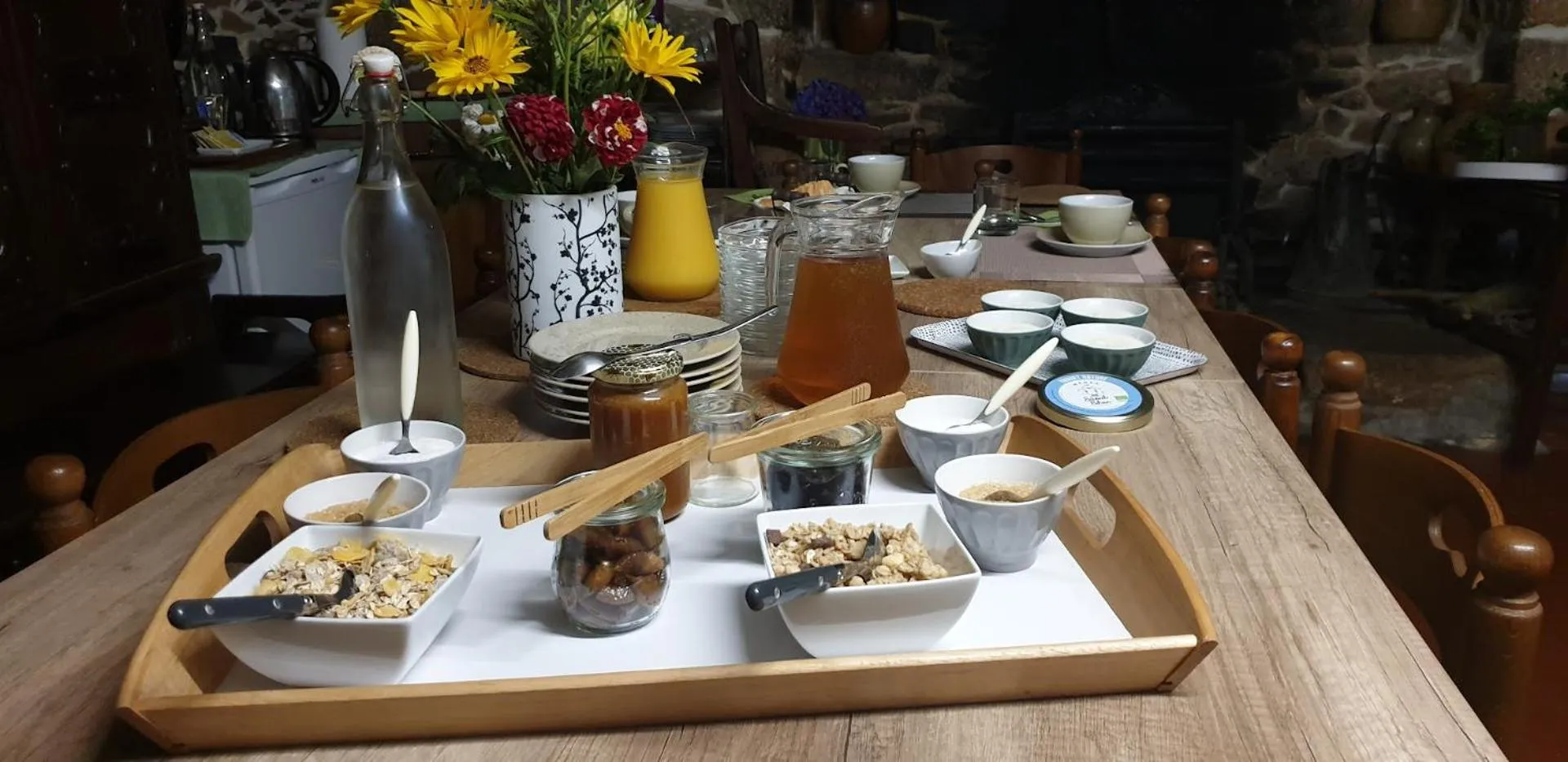 Breakfast in La vallée du Rivoal