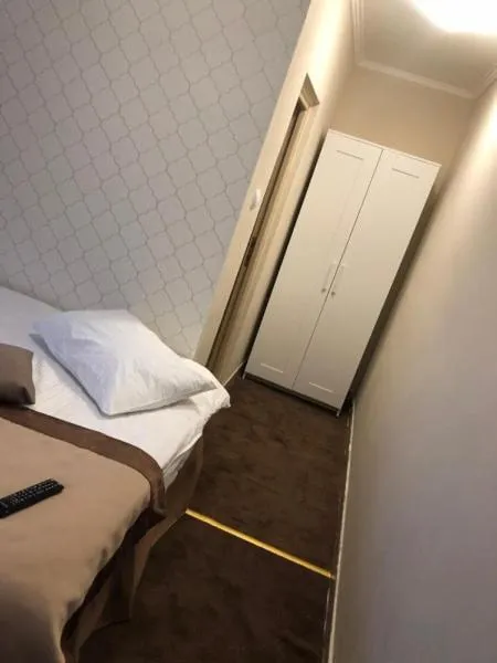 Complex Mona Caraiman