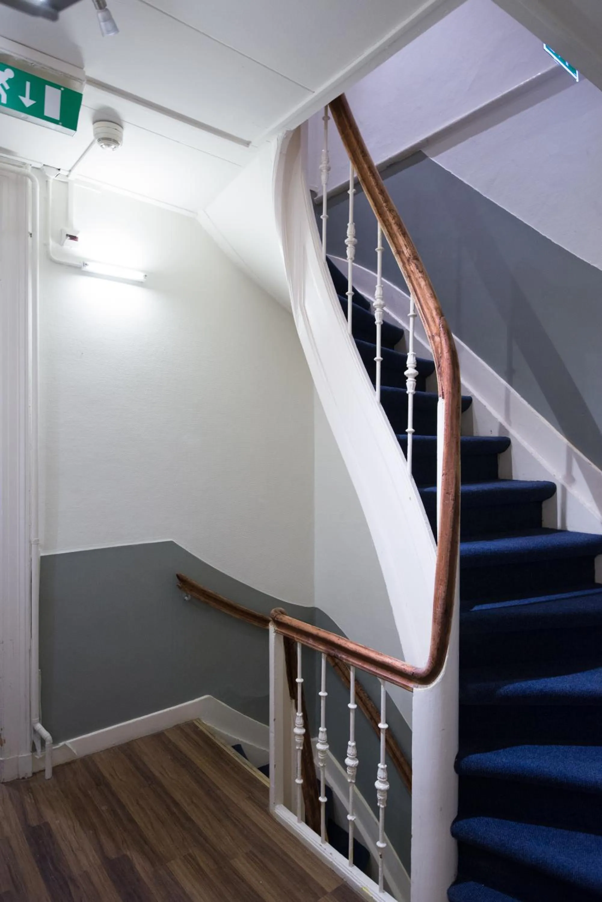 Decorative detail in Hotel Amsterdam Inn