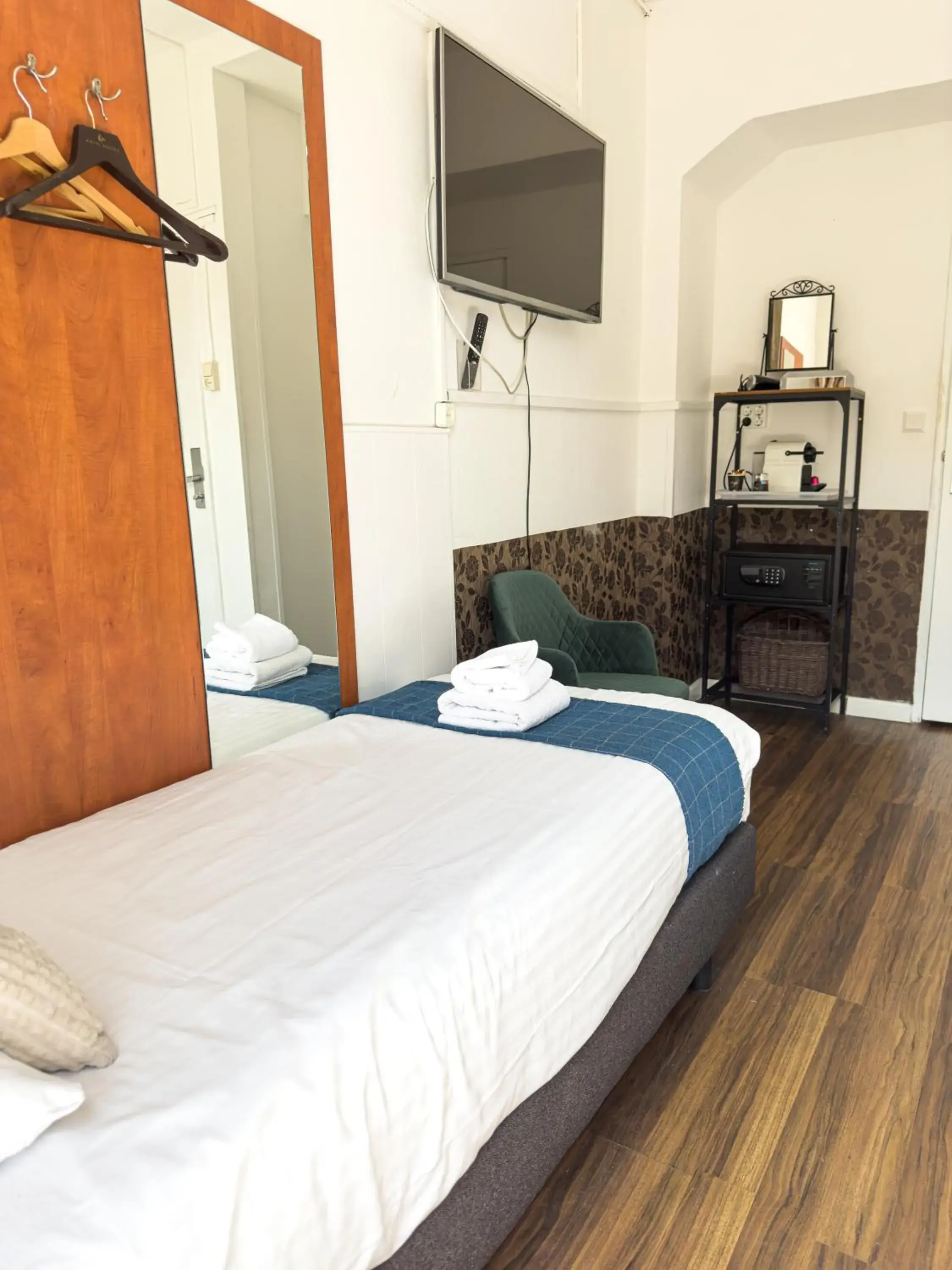 Twin Room in Hotel Amsterdam Inn Twin Room in Hotel Amsterdam Inn